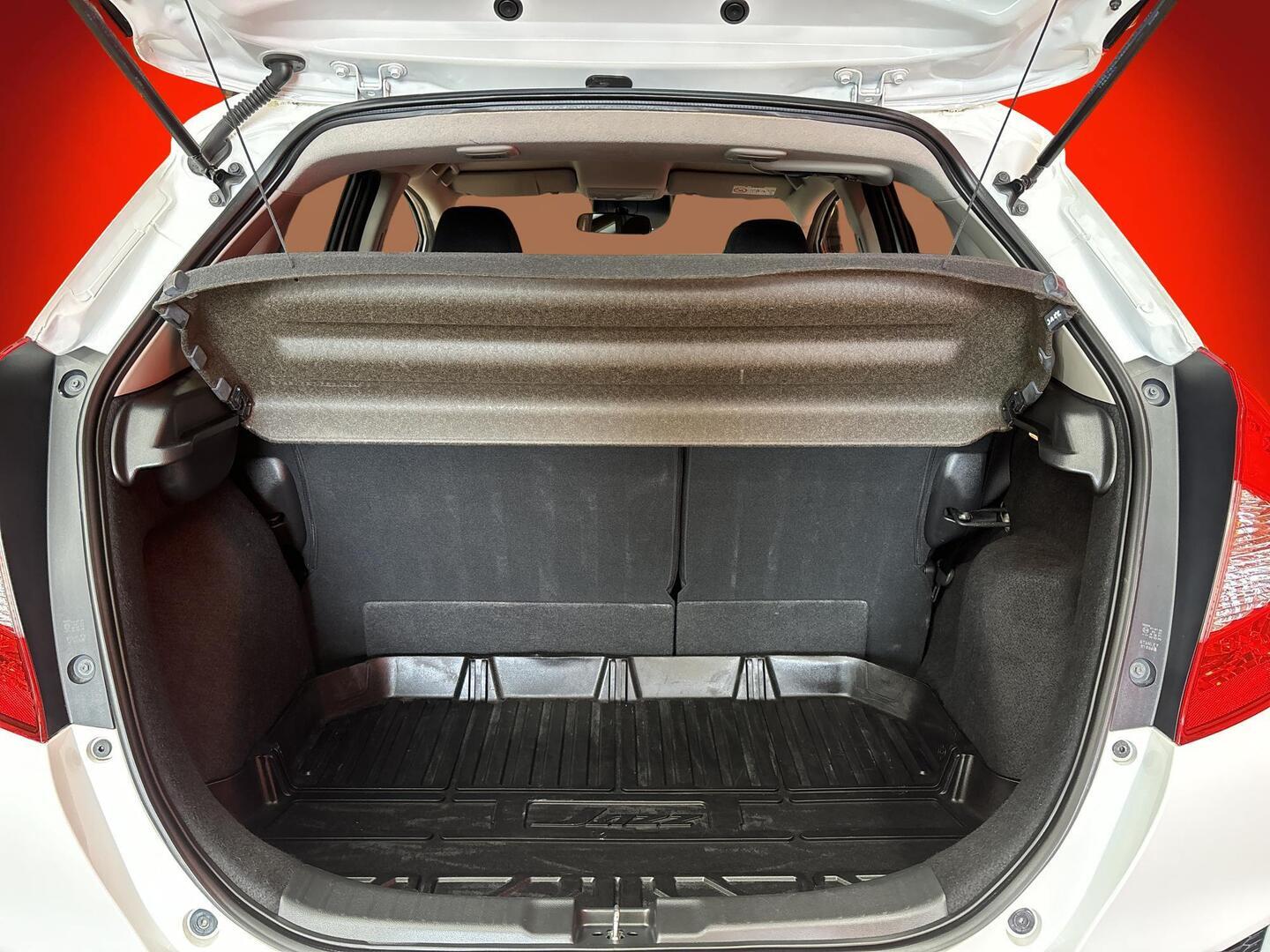 HONDA JAZZ 2016