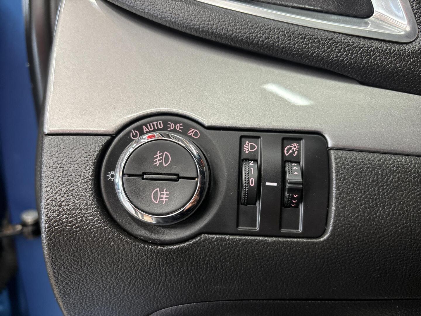 OPEL Mokka 2016