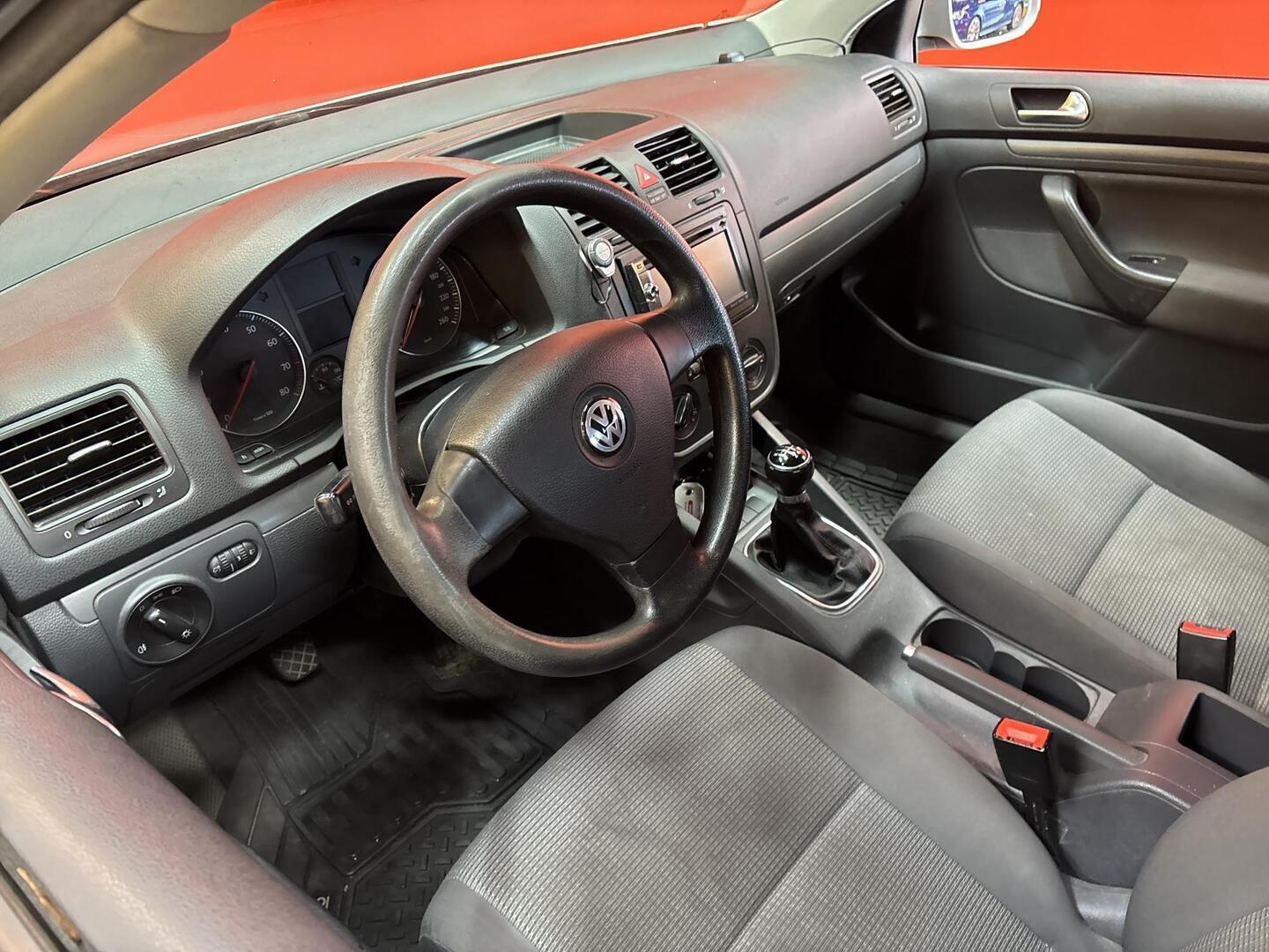 VOLKSWAGEN Jetta 2006
