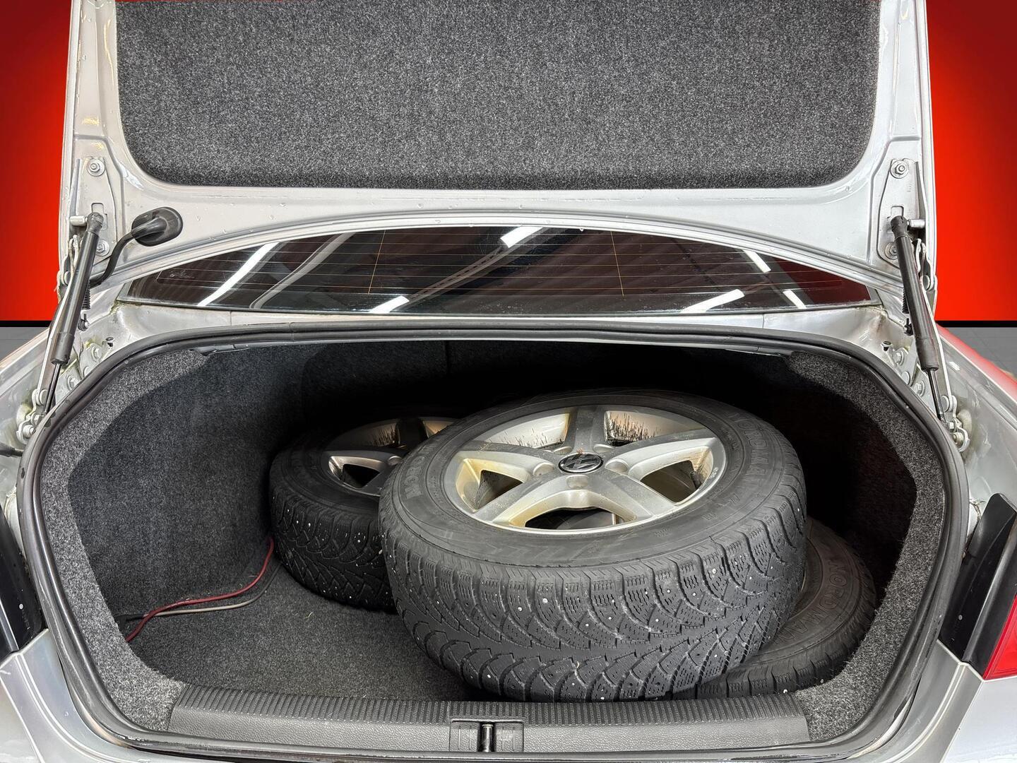 VOLKSWAGEN Jetta 2006