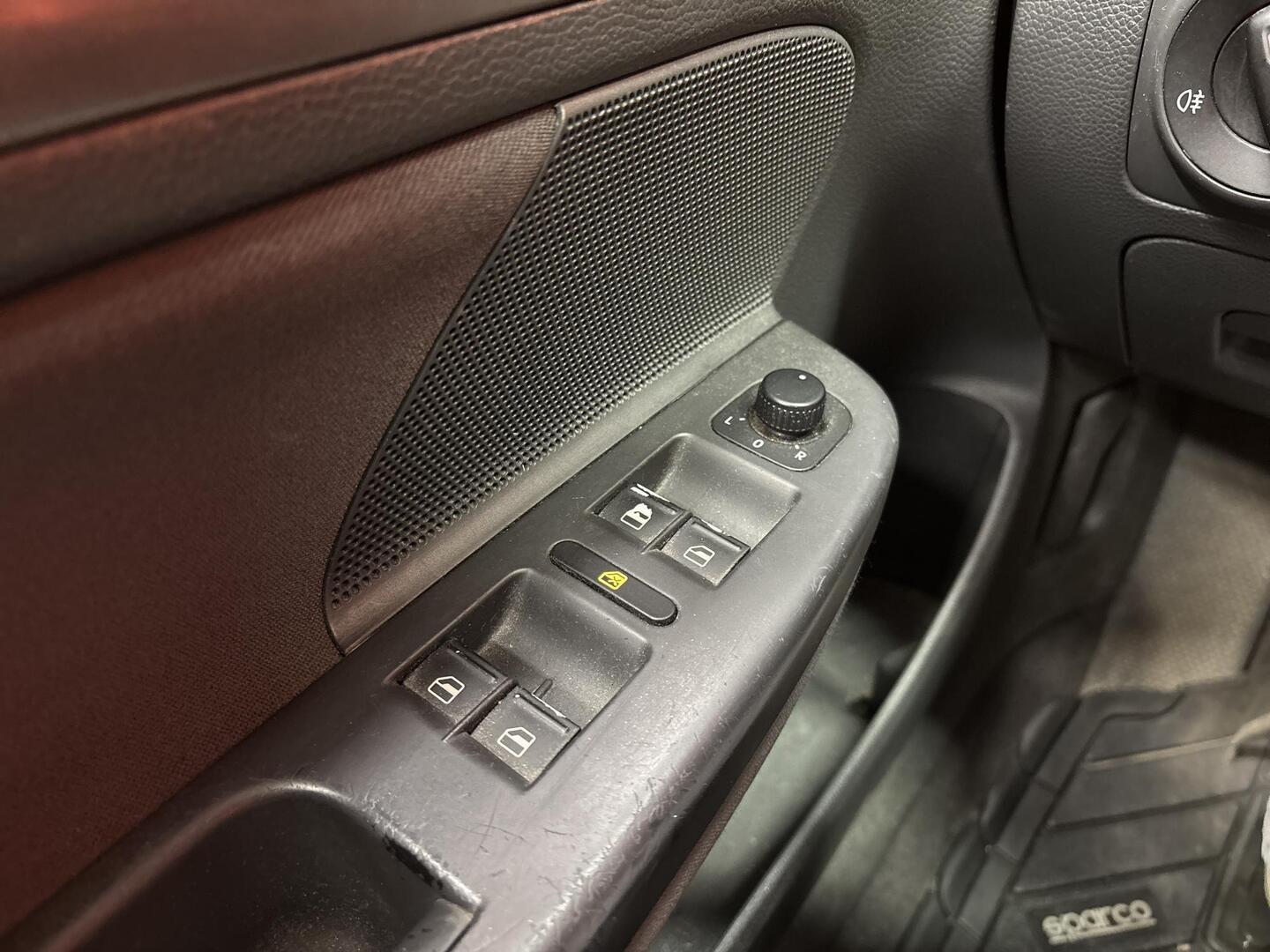 VOLKSWAGEN Jetta 2006