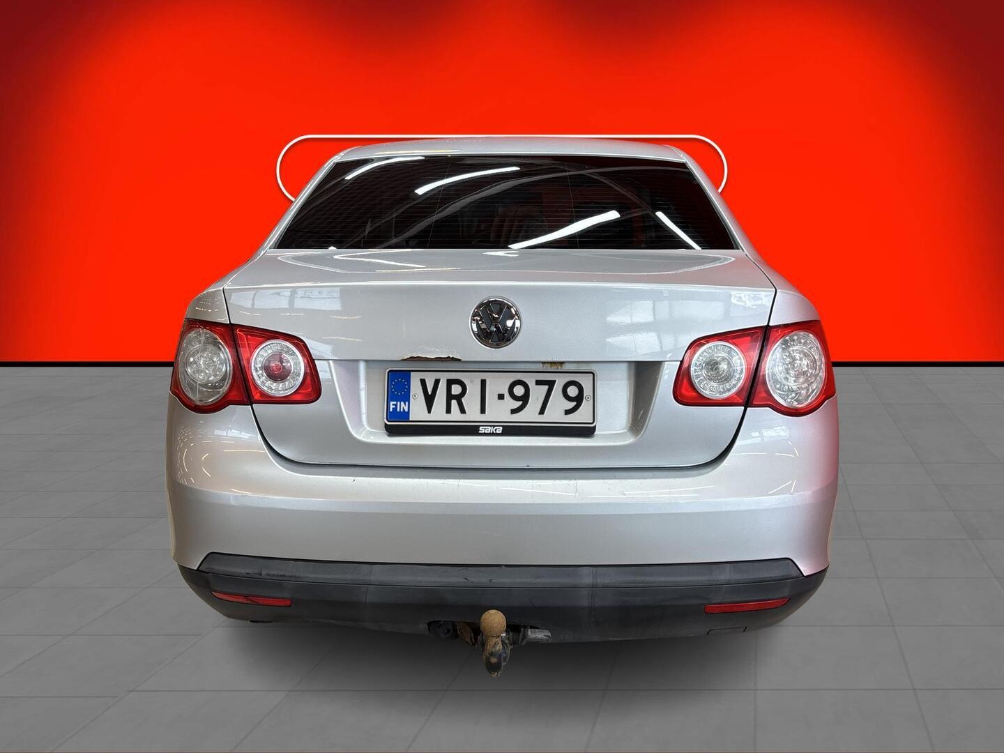 VOLKSWAGEN Jetta 2006