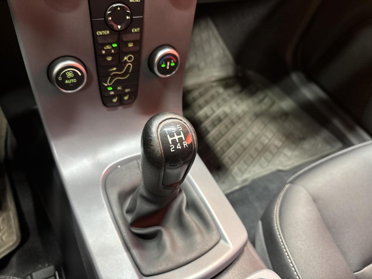 VOLVO S40 2011