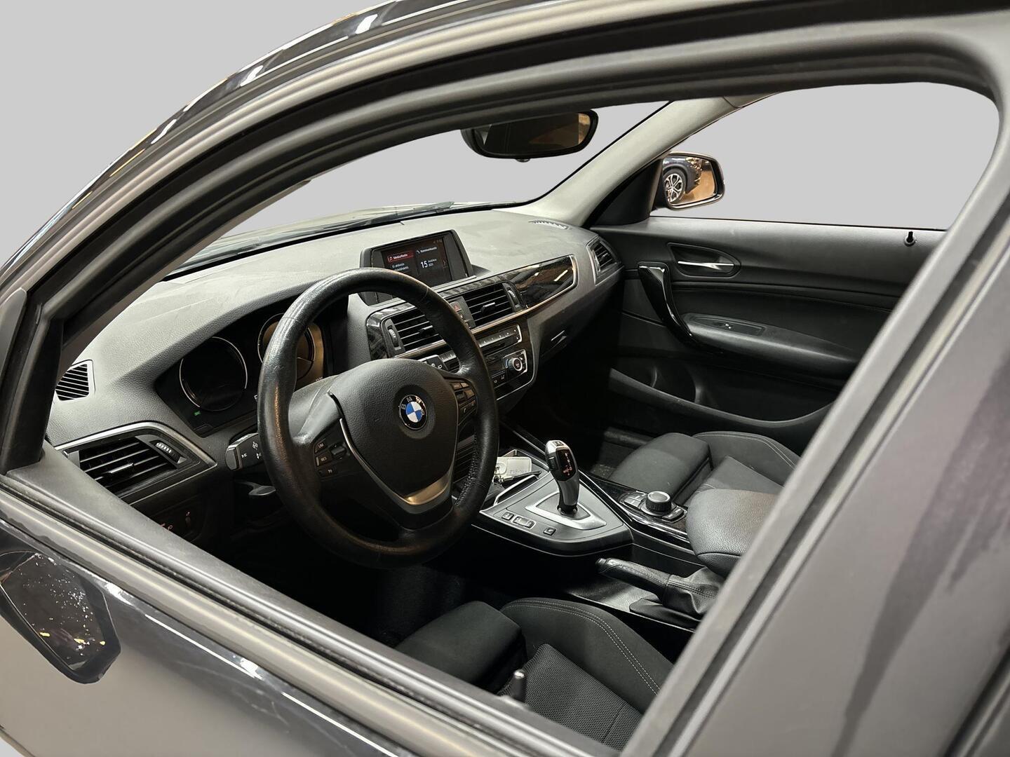 BMW 118 2018