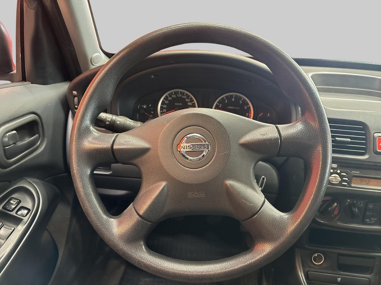 NISSAN Almera 2005