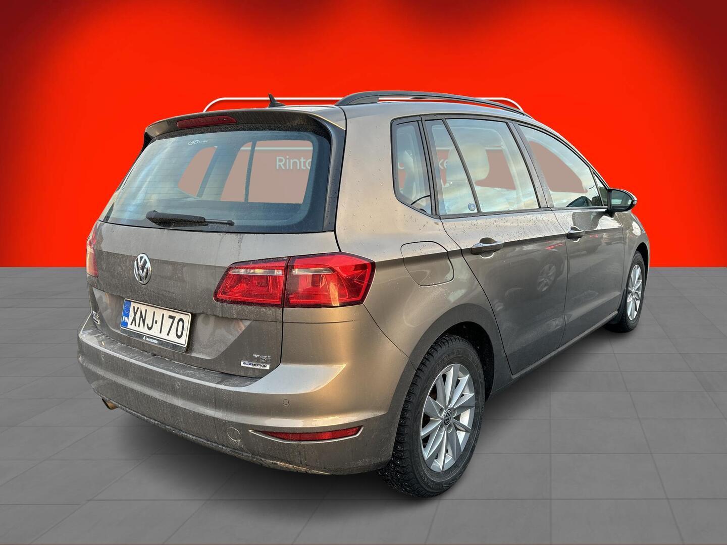 VOLKSWAGEN Golf Sportsvan 2014