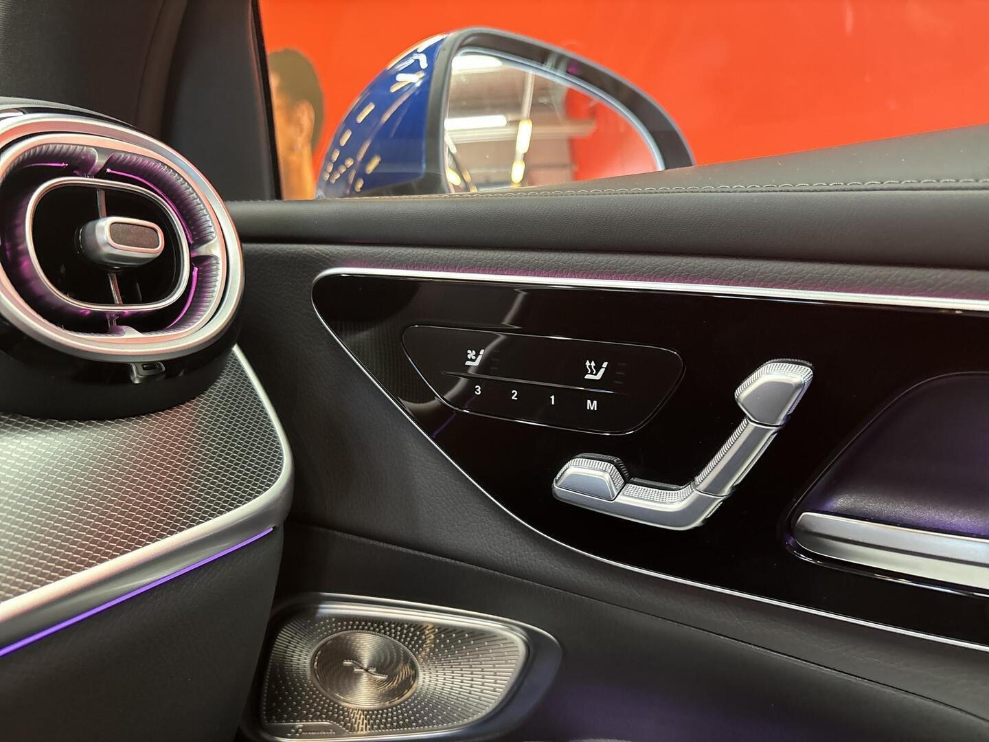 MERCEDES-BENZ GLC 2023