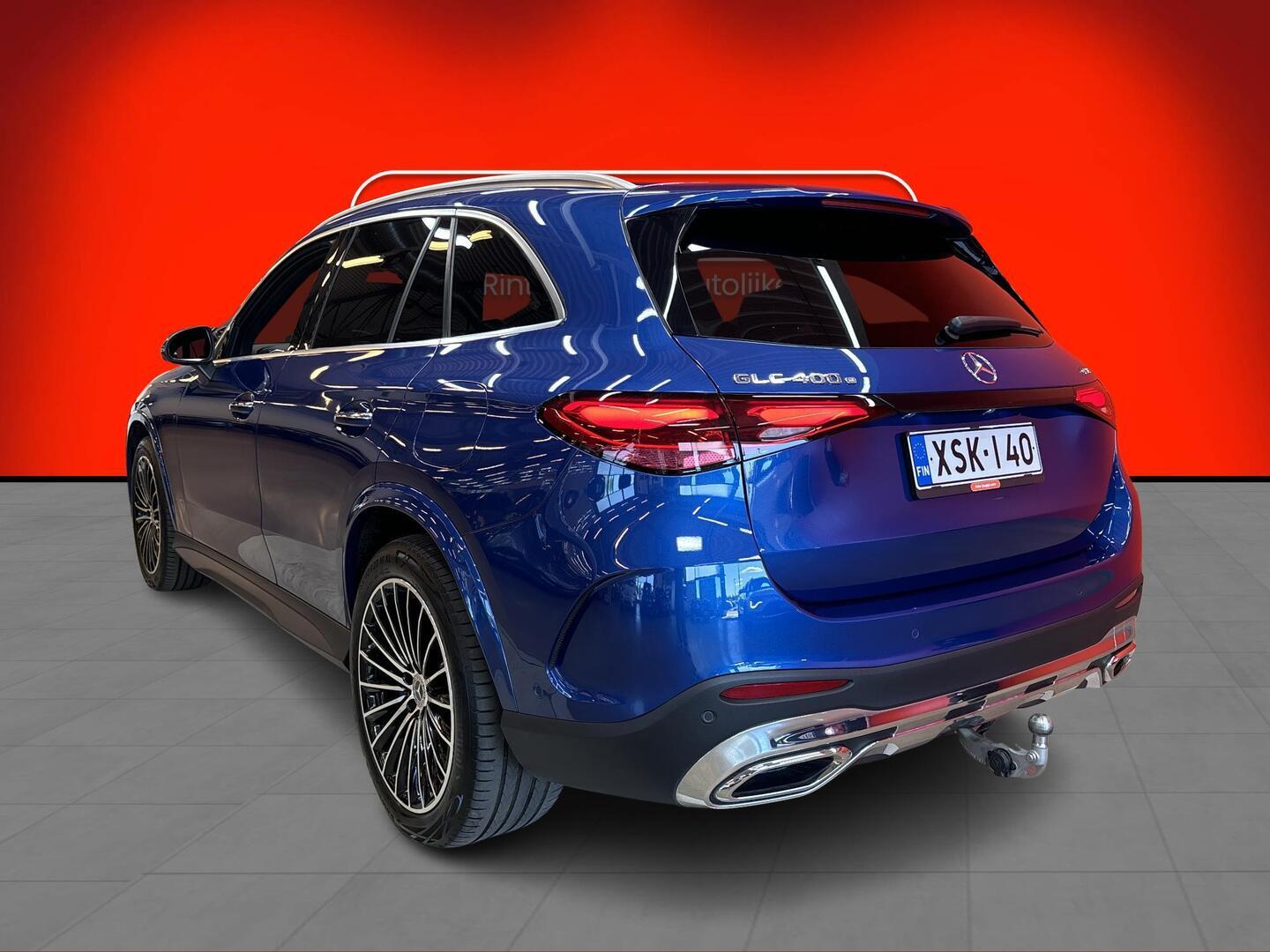 MERCEDES-BENZ GLC 2023