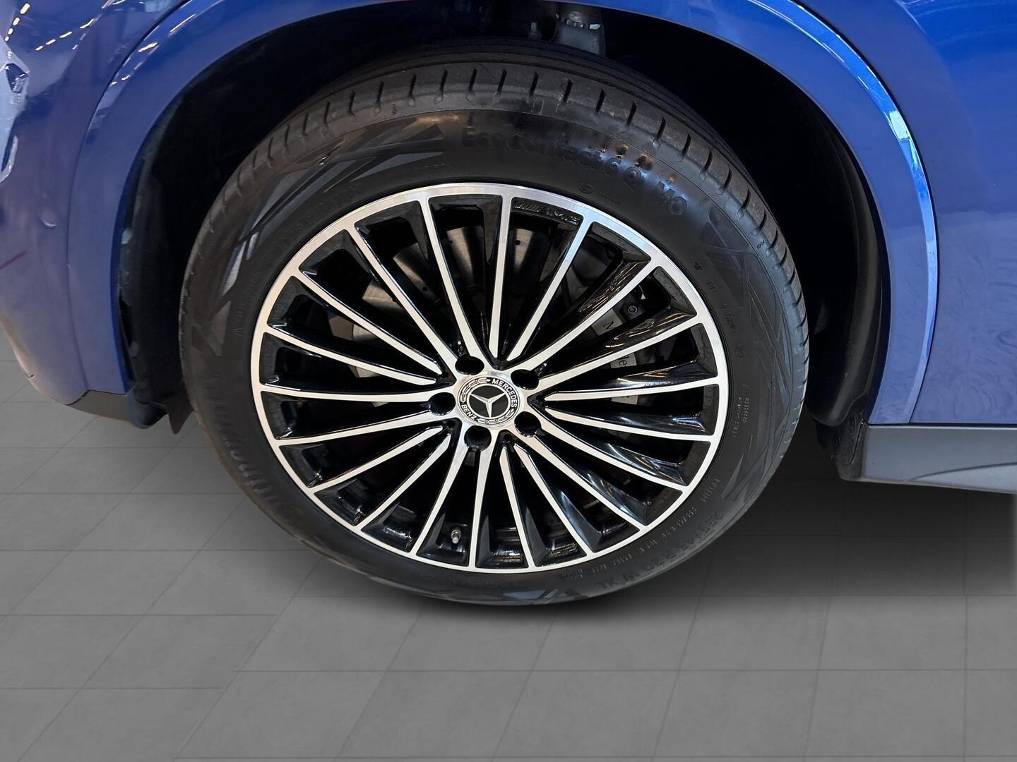 MERCEDES-BENZ GLC 2023