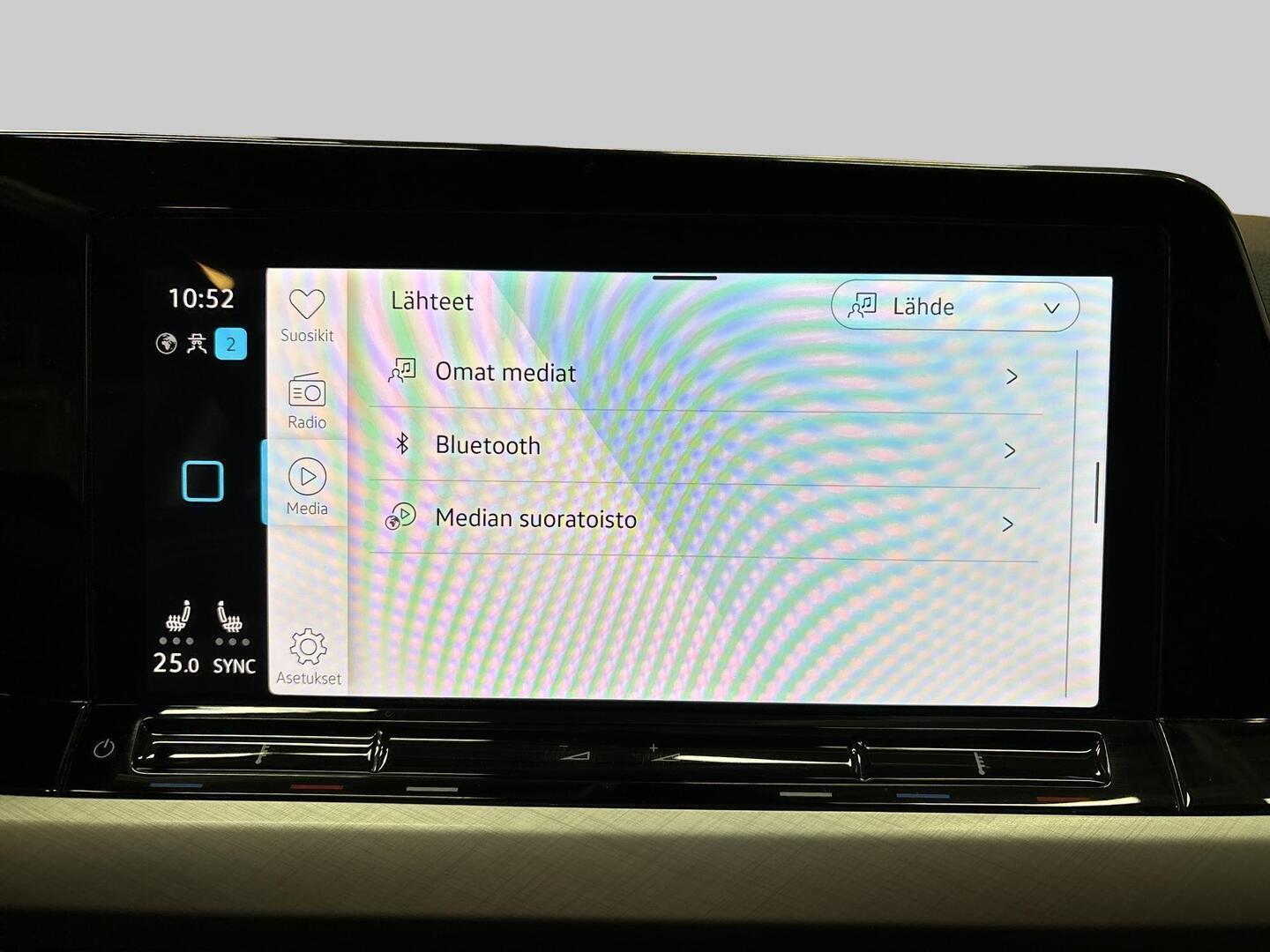 VOLKSWAGEN Golf 2024