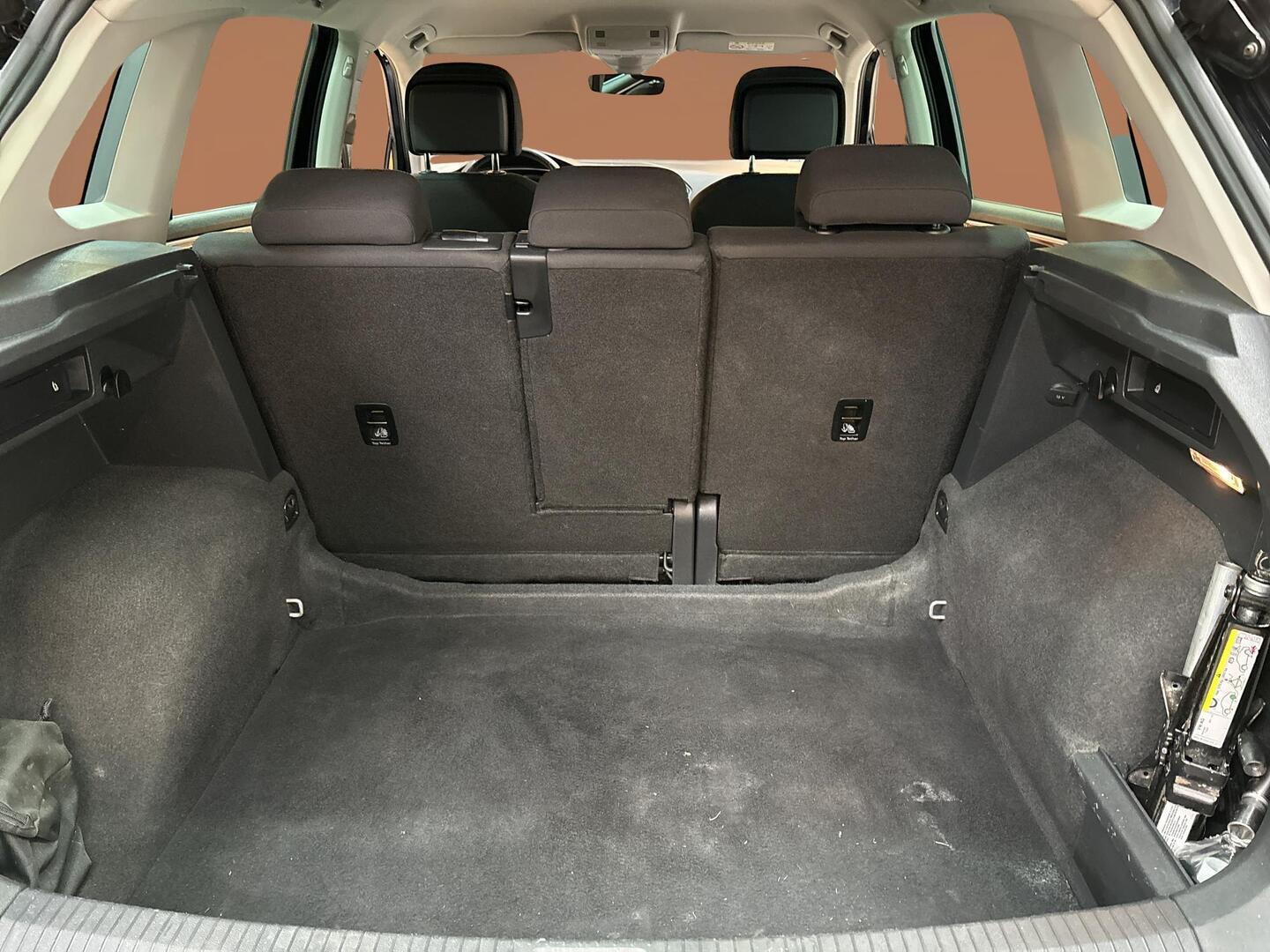 VOLKSWAGEN Tiguan 2017