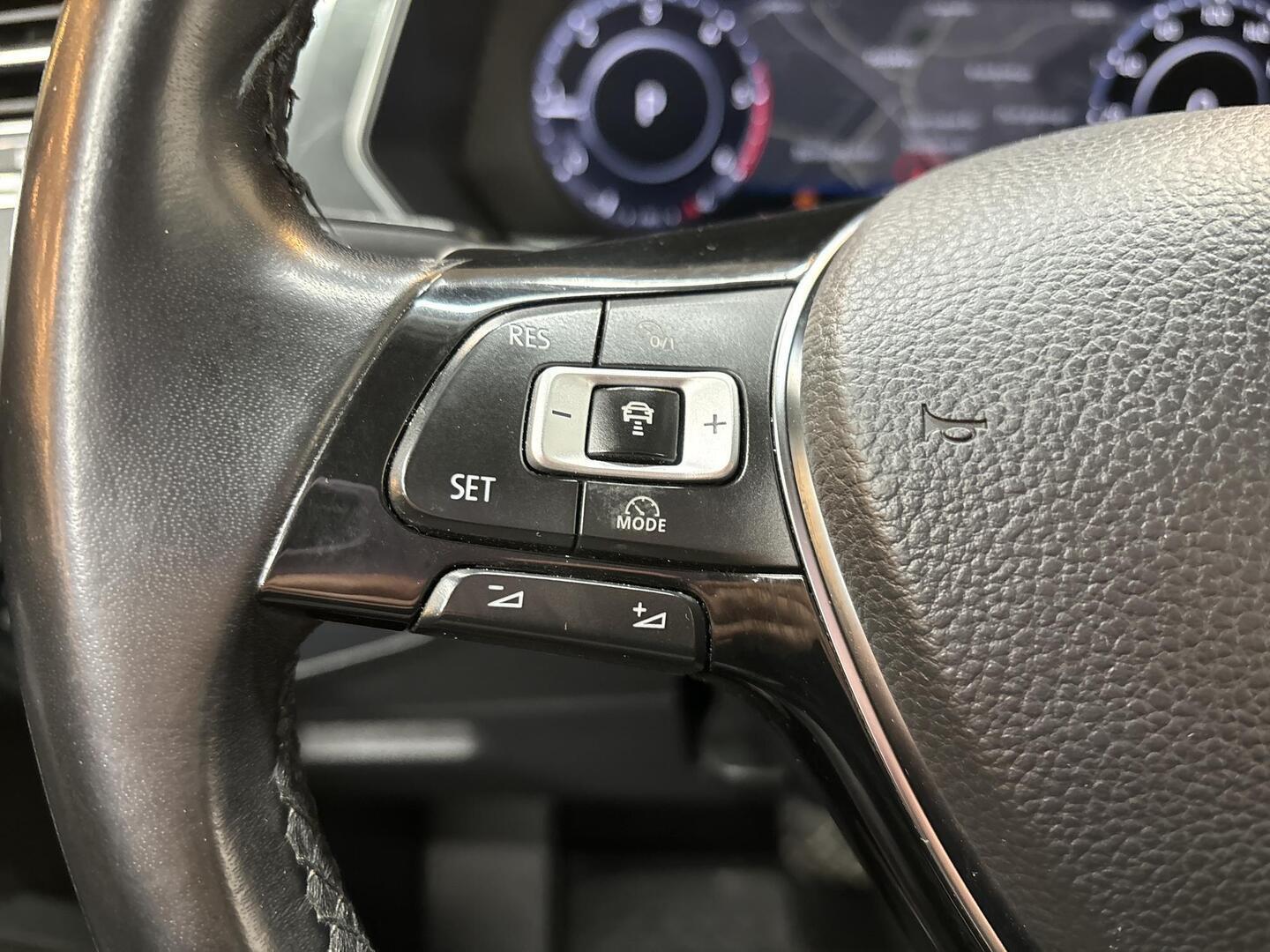 VOLKSWAGEN Tiguan 2017