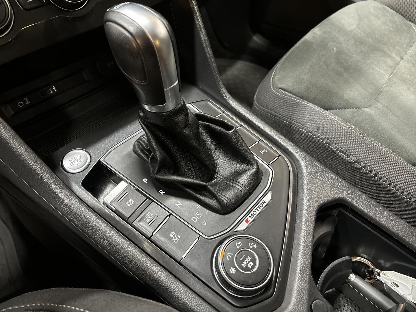 VOLKSWAGEN Tiguan 2017