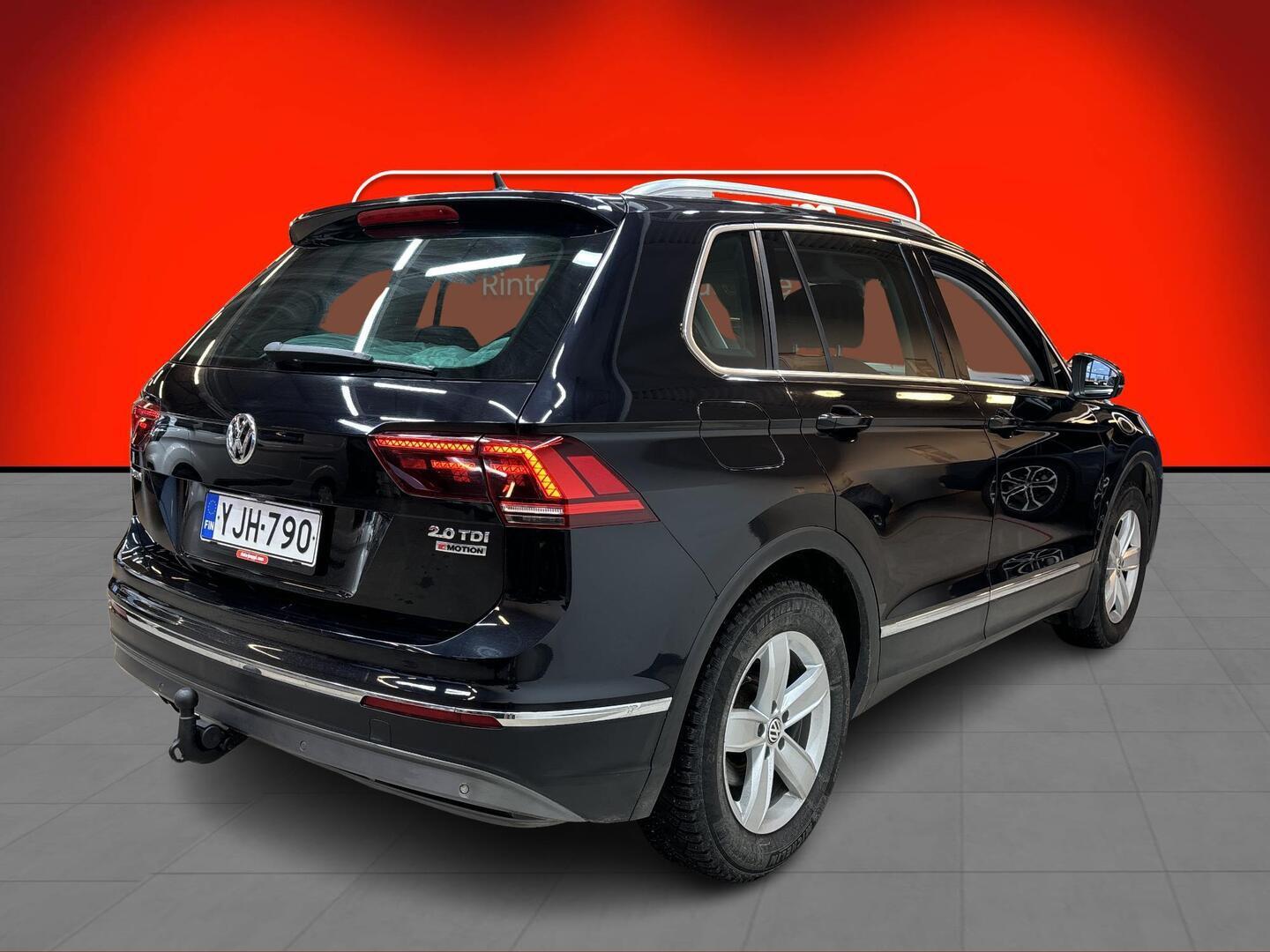 VOLKSWAGEN Tiguan 2017