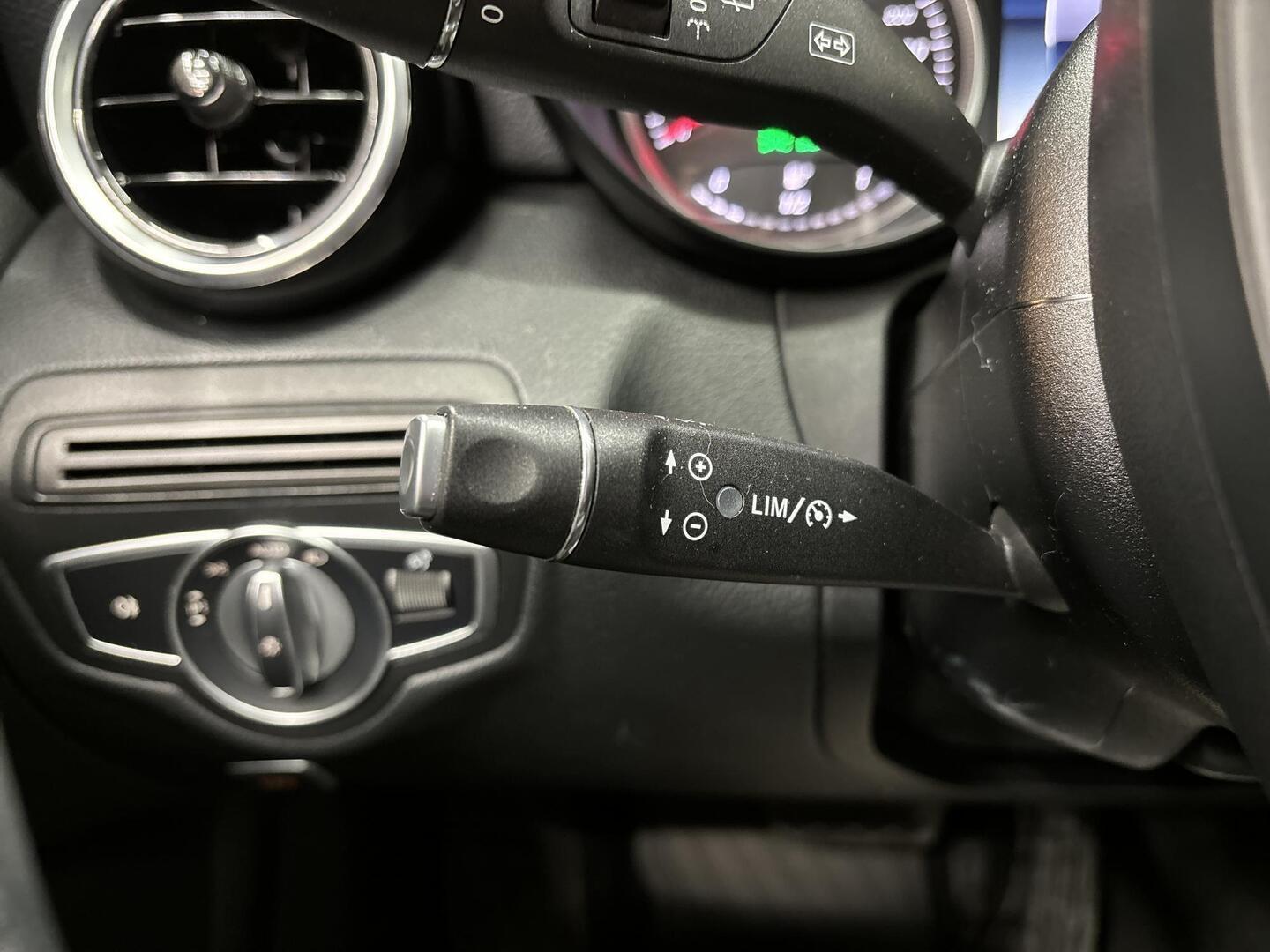 MERCEDES-BENZ C 2018