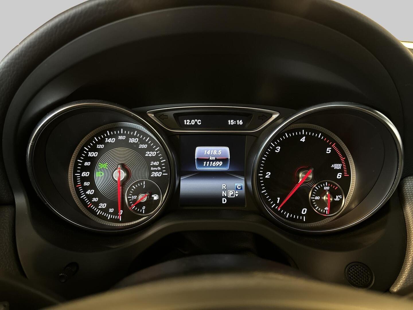 MERCEDES-BENZ CLA 2018