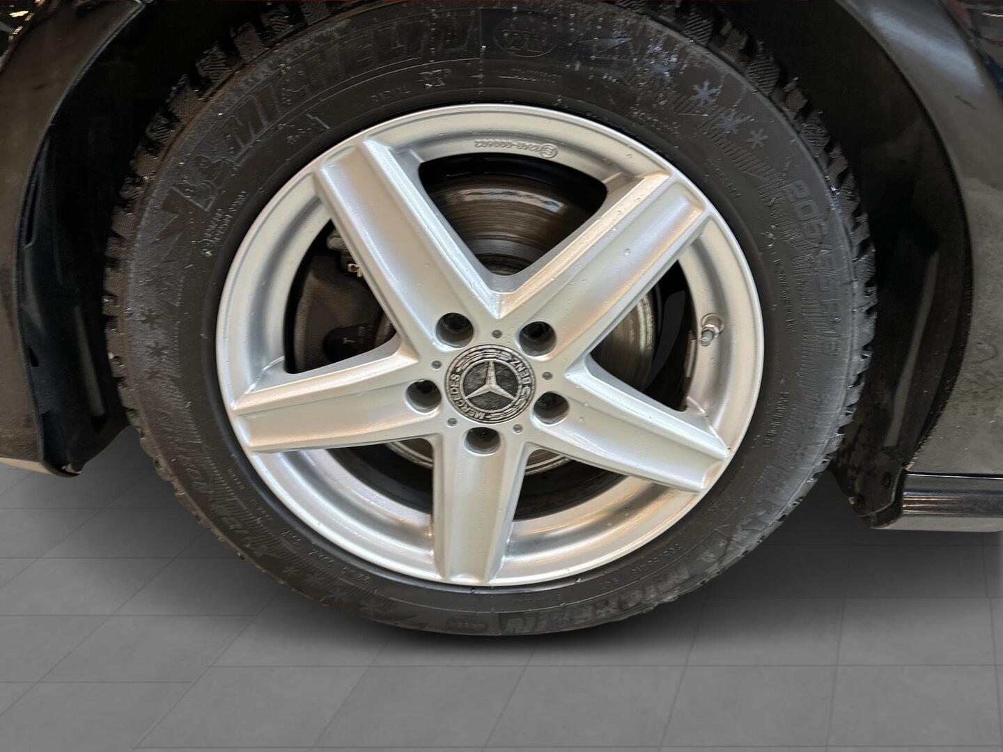 MERCEDES-BENZ CLA 2018