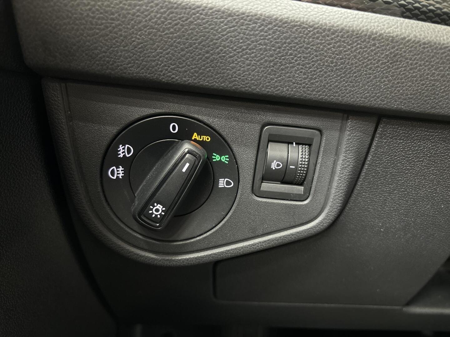 VOLKSWAGEN Polo 2022