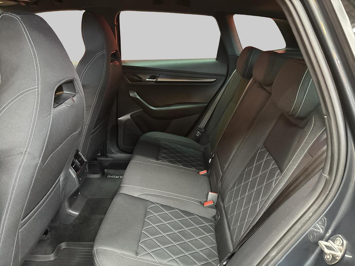 SKODA Karoq 2019