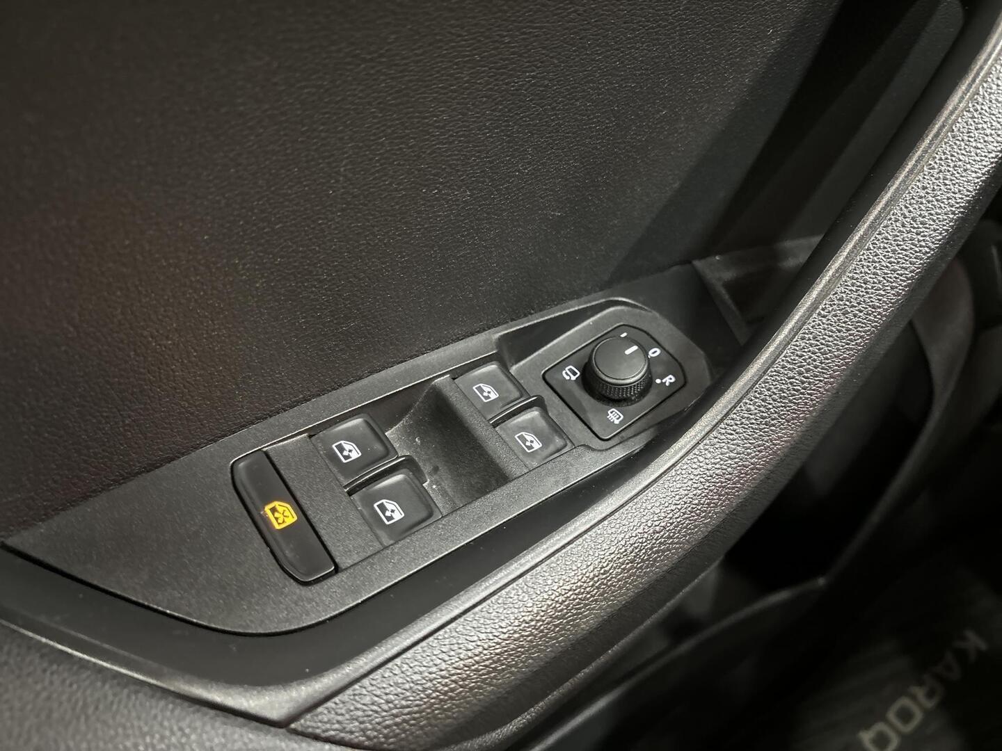 SKODA Karoq 2019