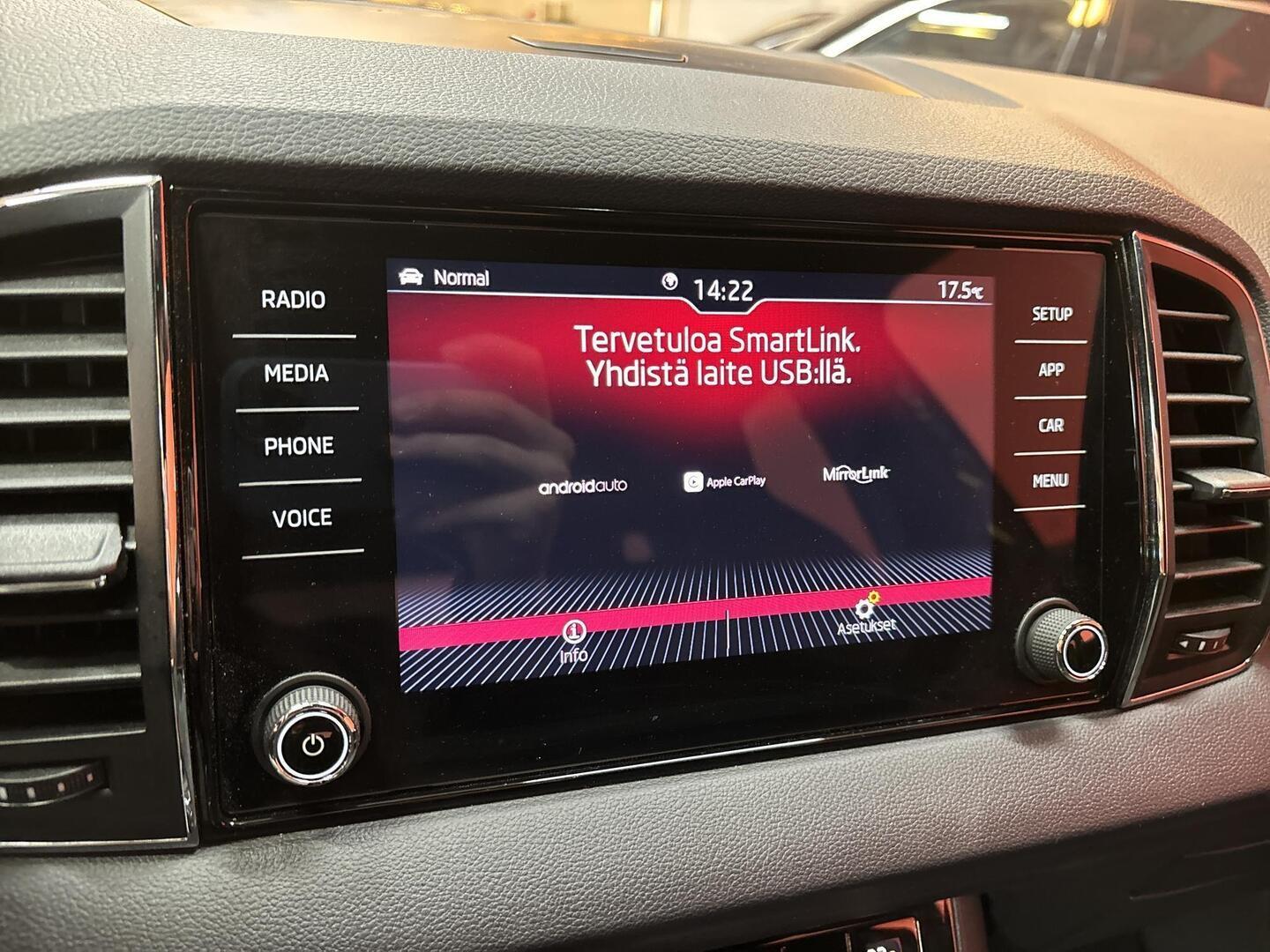 SKODA Karoq 2019