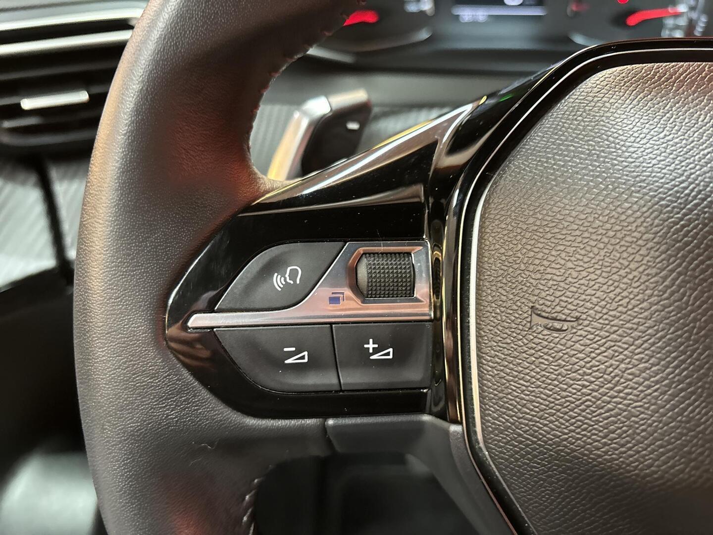 PEUGEOT 2008 2023