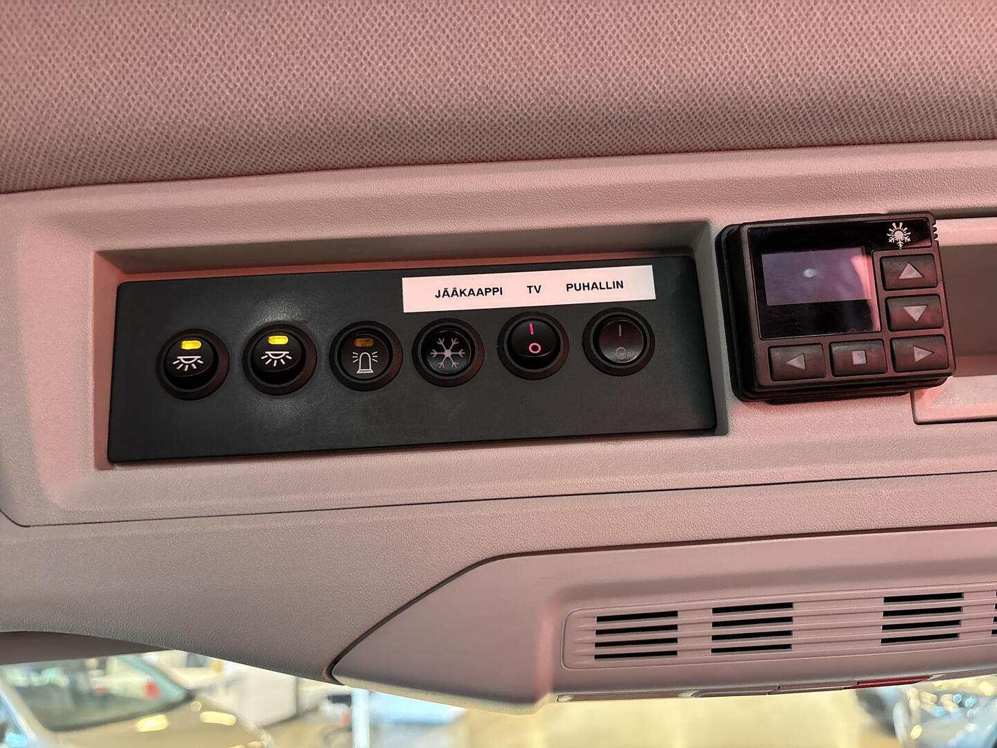 VOLKSWAGEN Crafter 2023