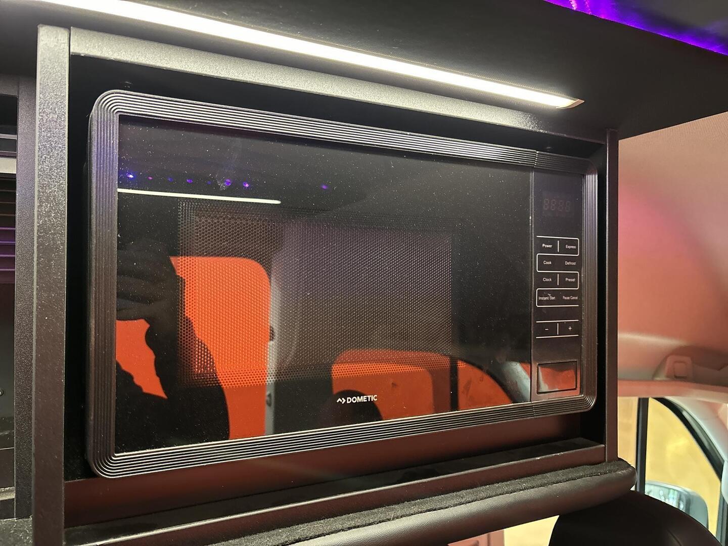 VOLKSWAGEN Crafter 2023