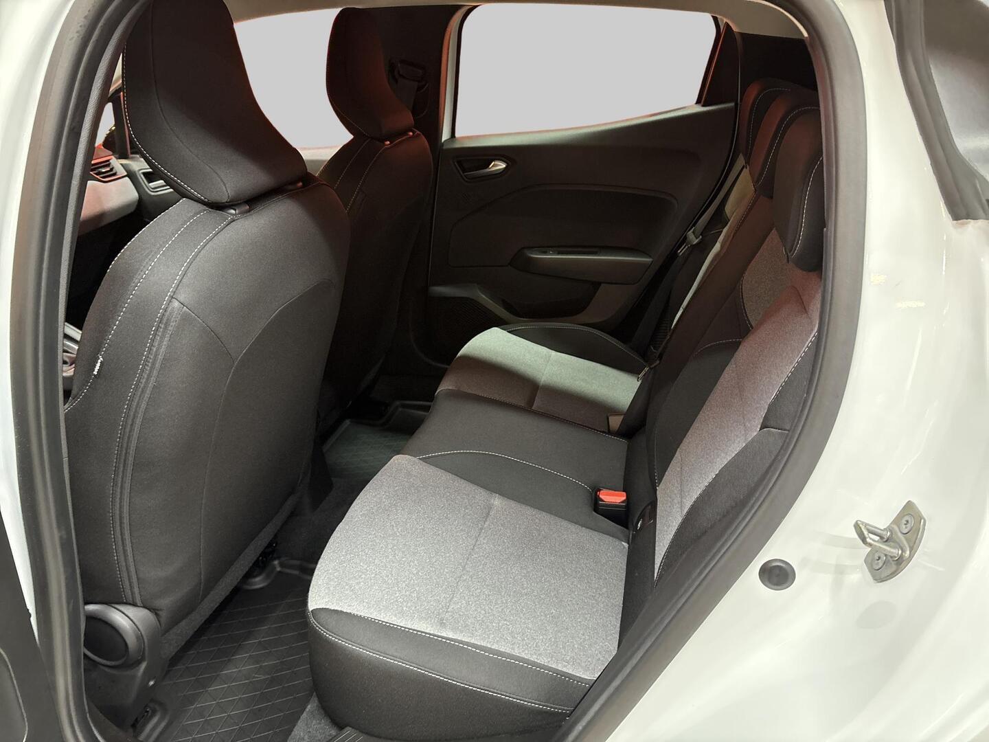 MITSUBISHI Colt 2025