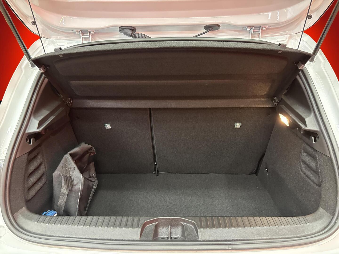 MITSUBISHI Colt 2025