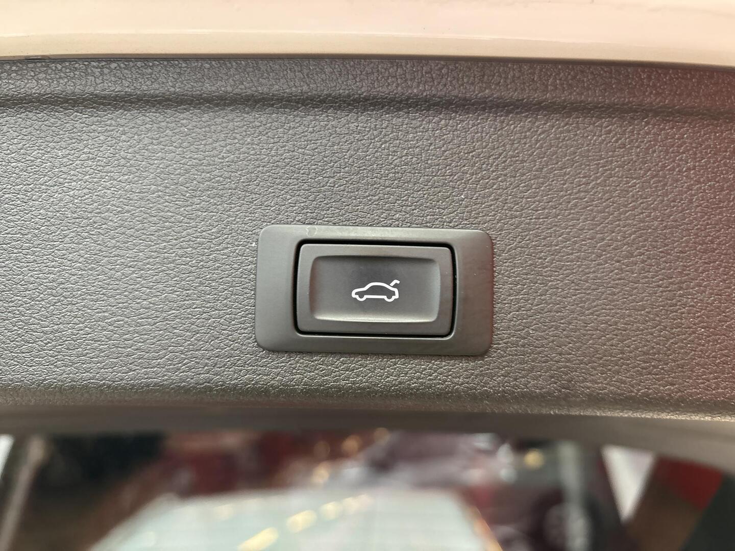 AUDI A4 allroad quattro 2016