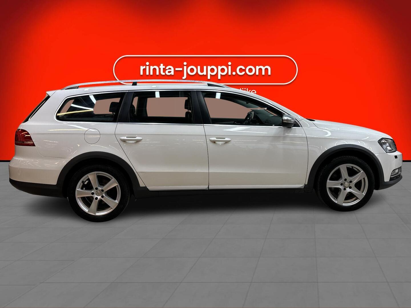 VOLKSWAGEN Passat 2014