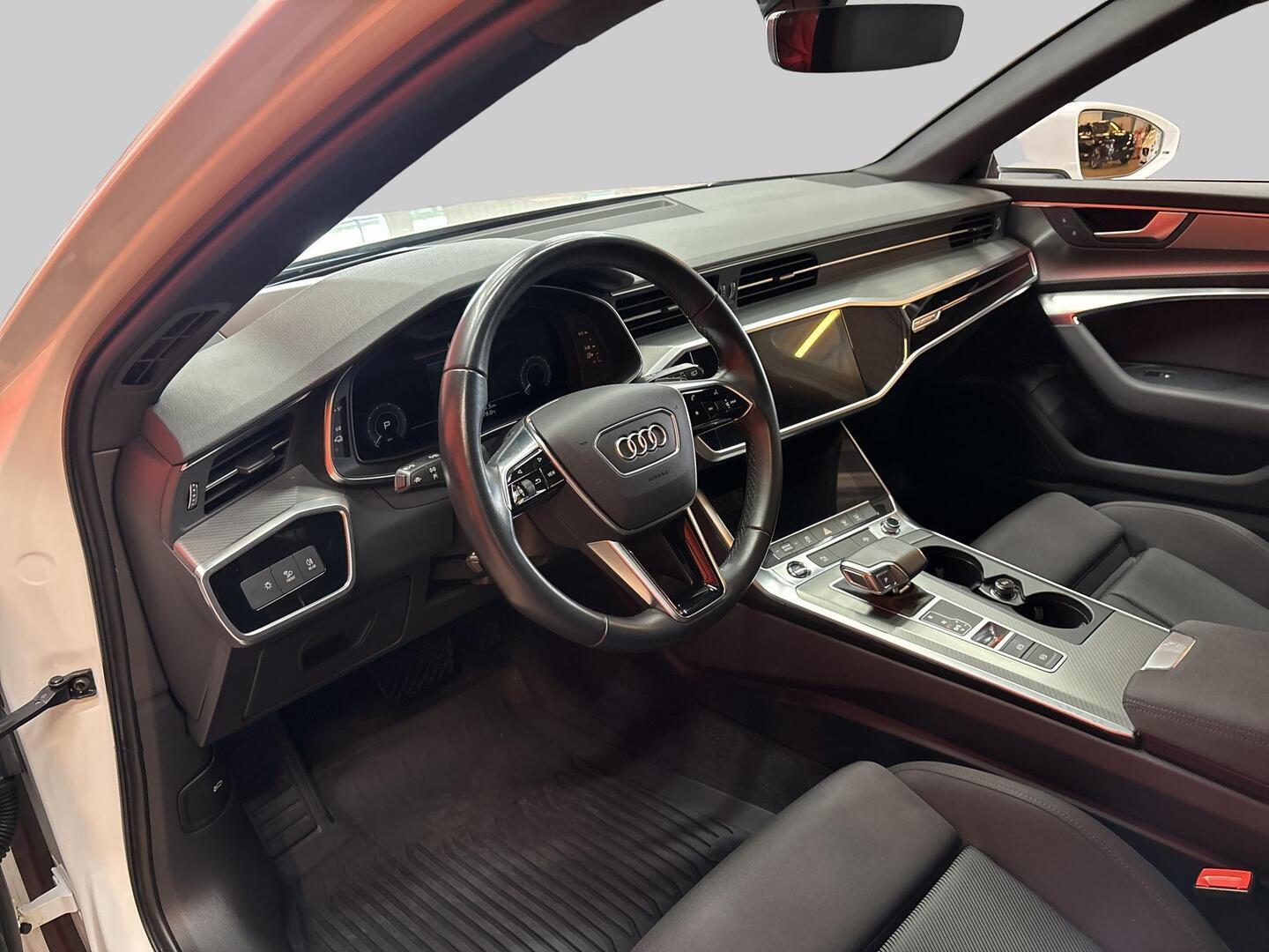 AUDI A6 2021