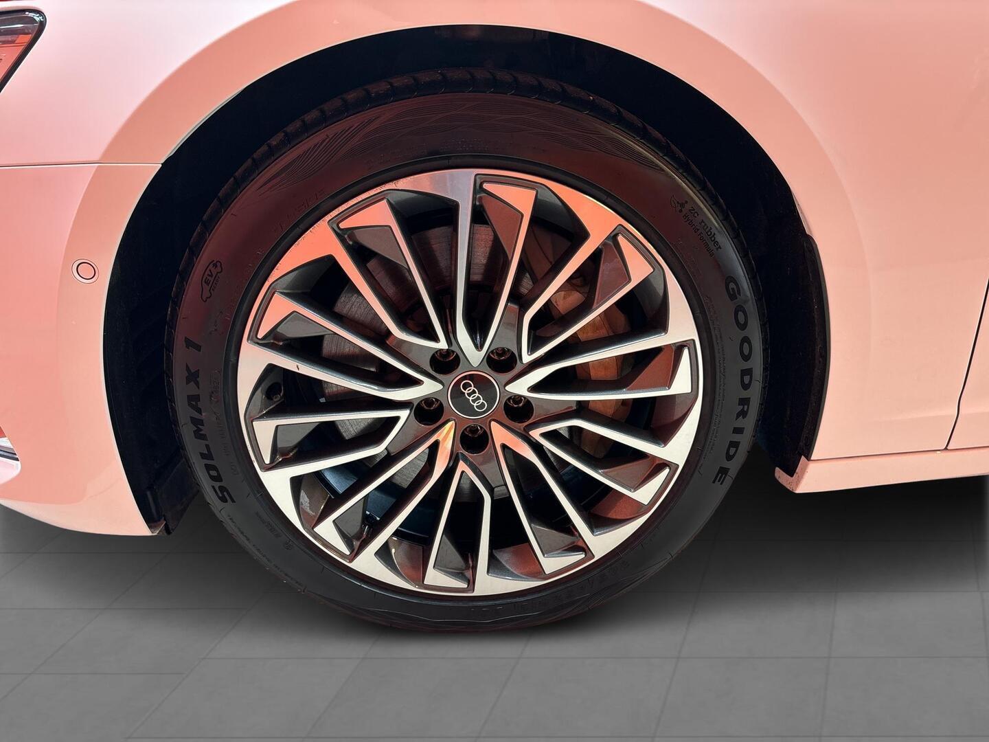 AUDI A6 2021