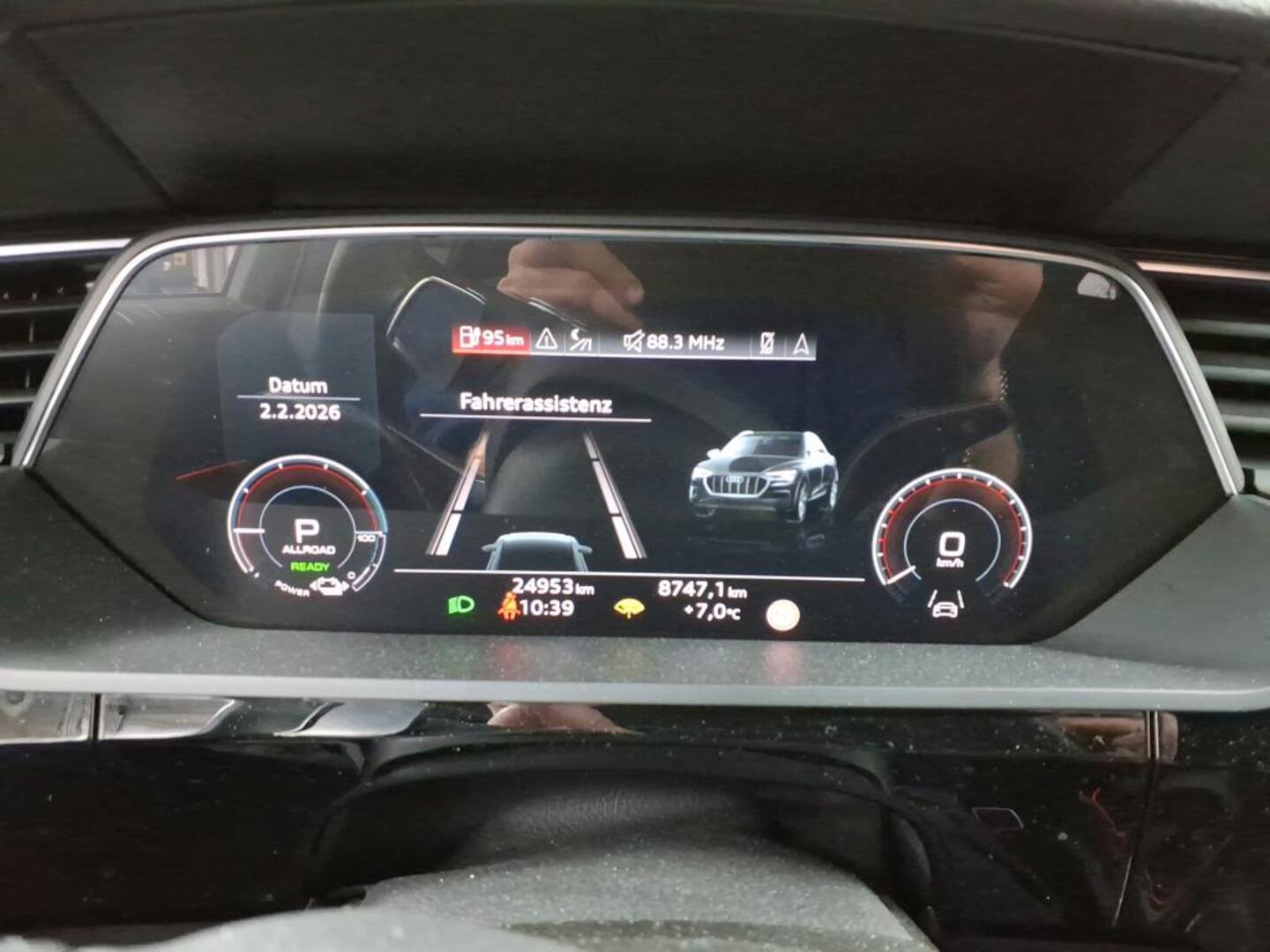 AUDI E-TRON 2022