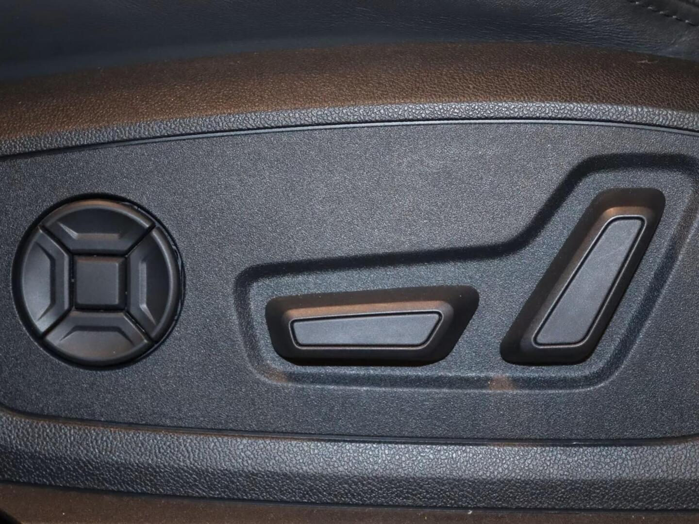 AUDI e-tron 2020