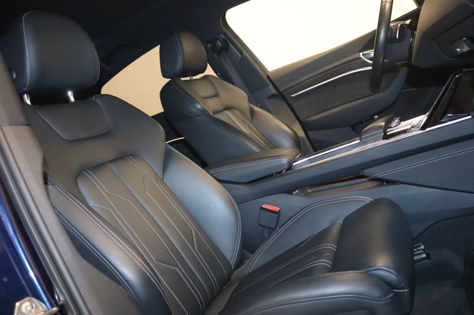 AUDI e-tron 2020