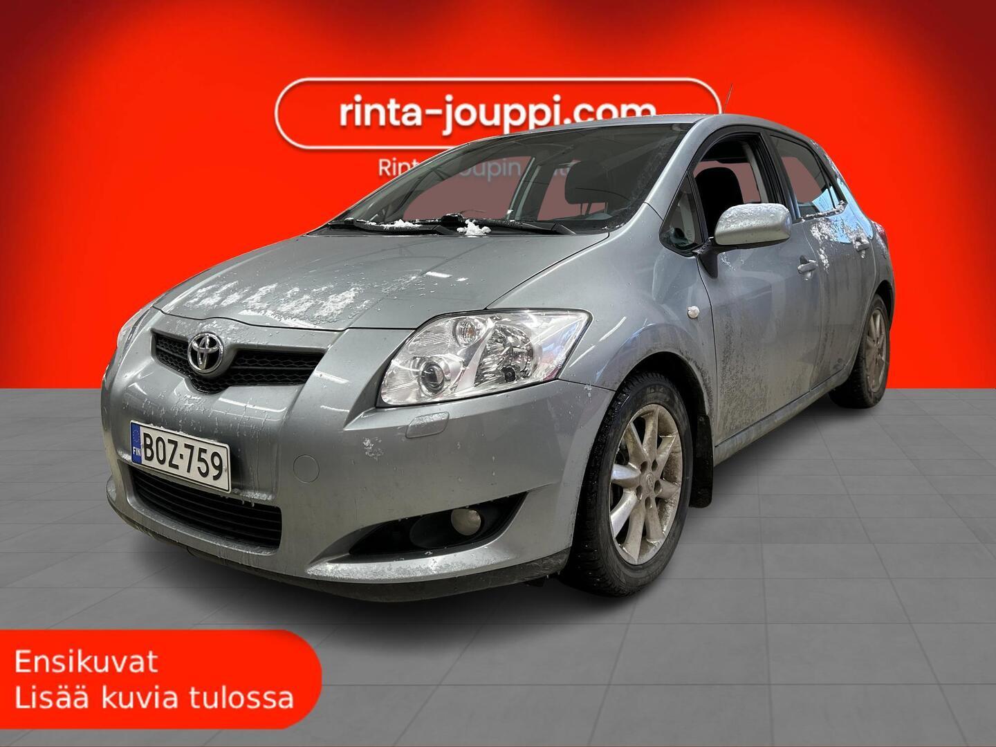 TOYOTA Auris 2009