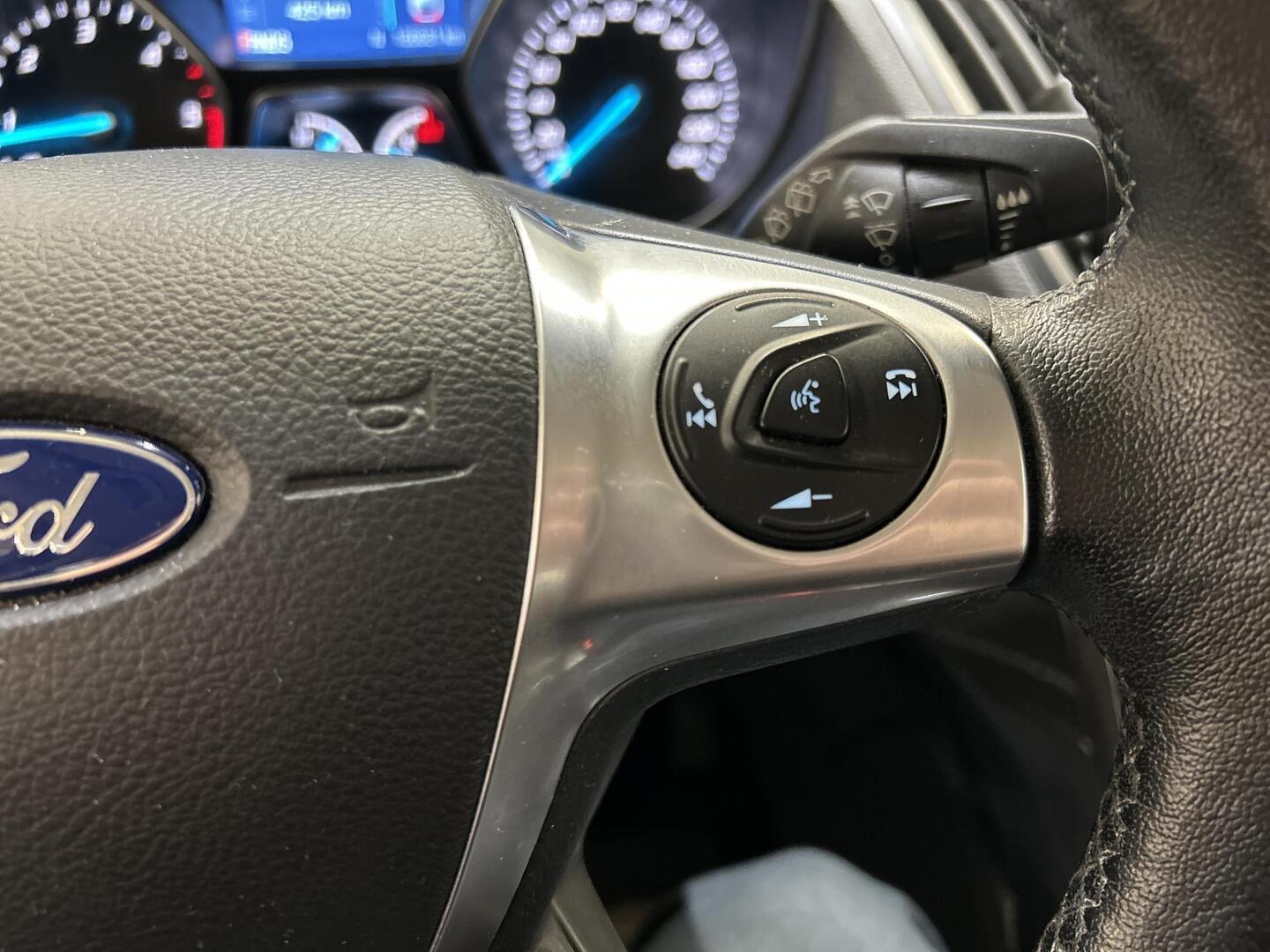 FORD Kuga 2015