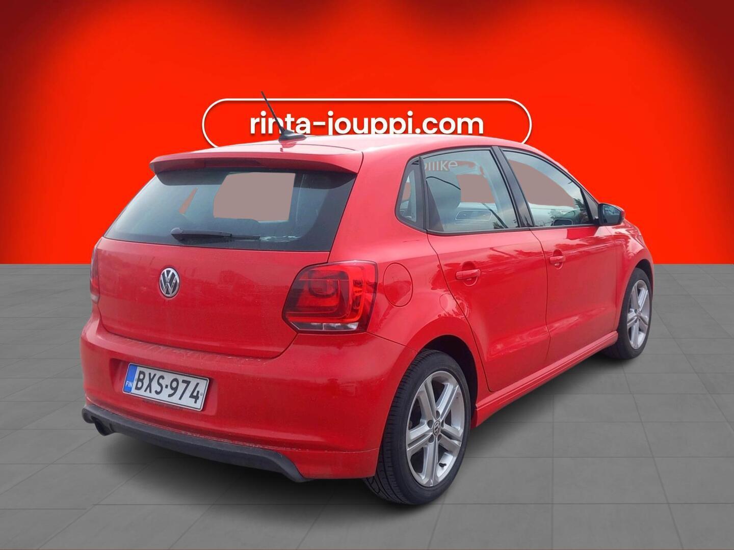 VOLKSWAGEN Polo 2013
