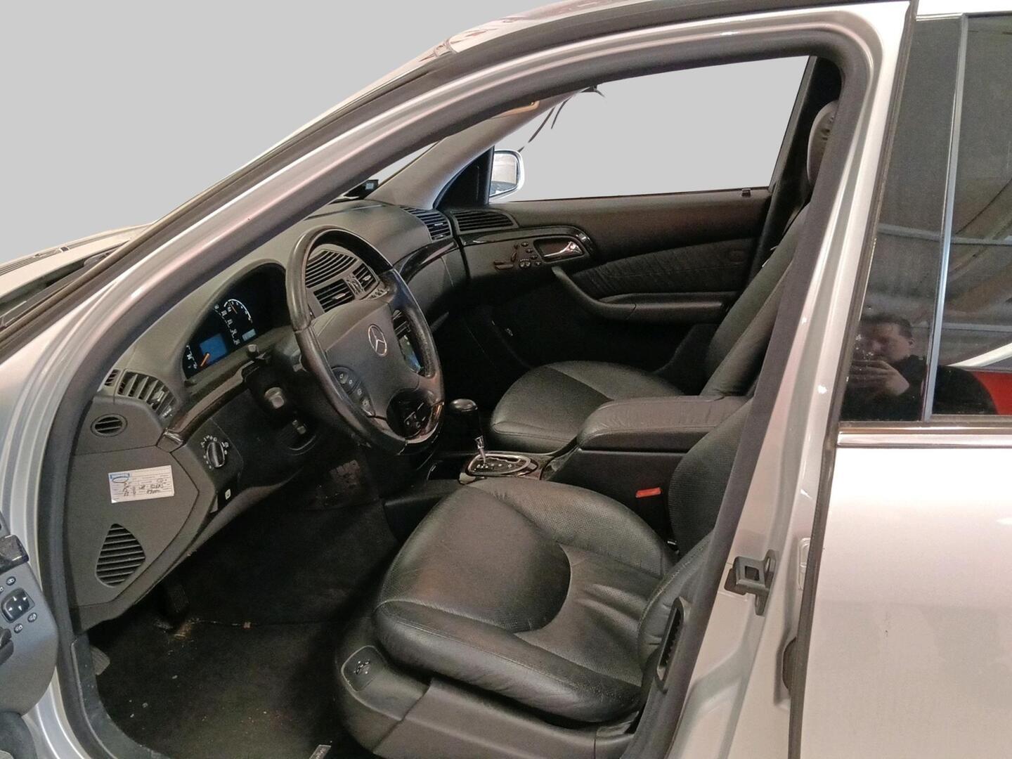 MERCEDES-BENZ S 2002