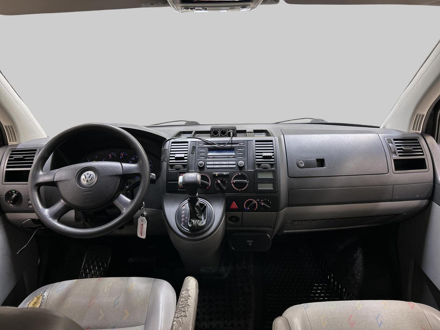 VOLKSWAGEN Transporter 2009
