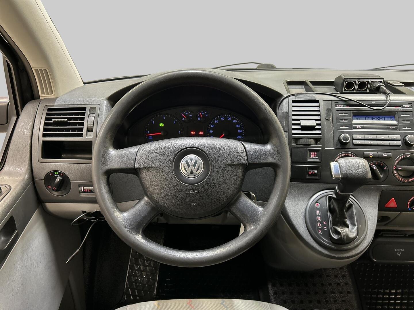 VOLKSWAGEN Transporter 2009