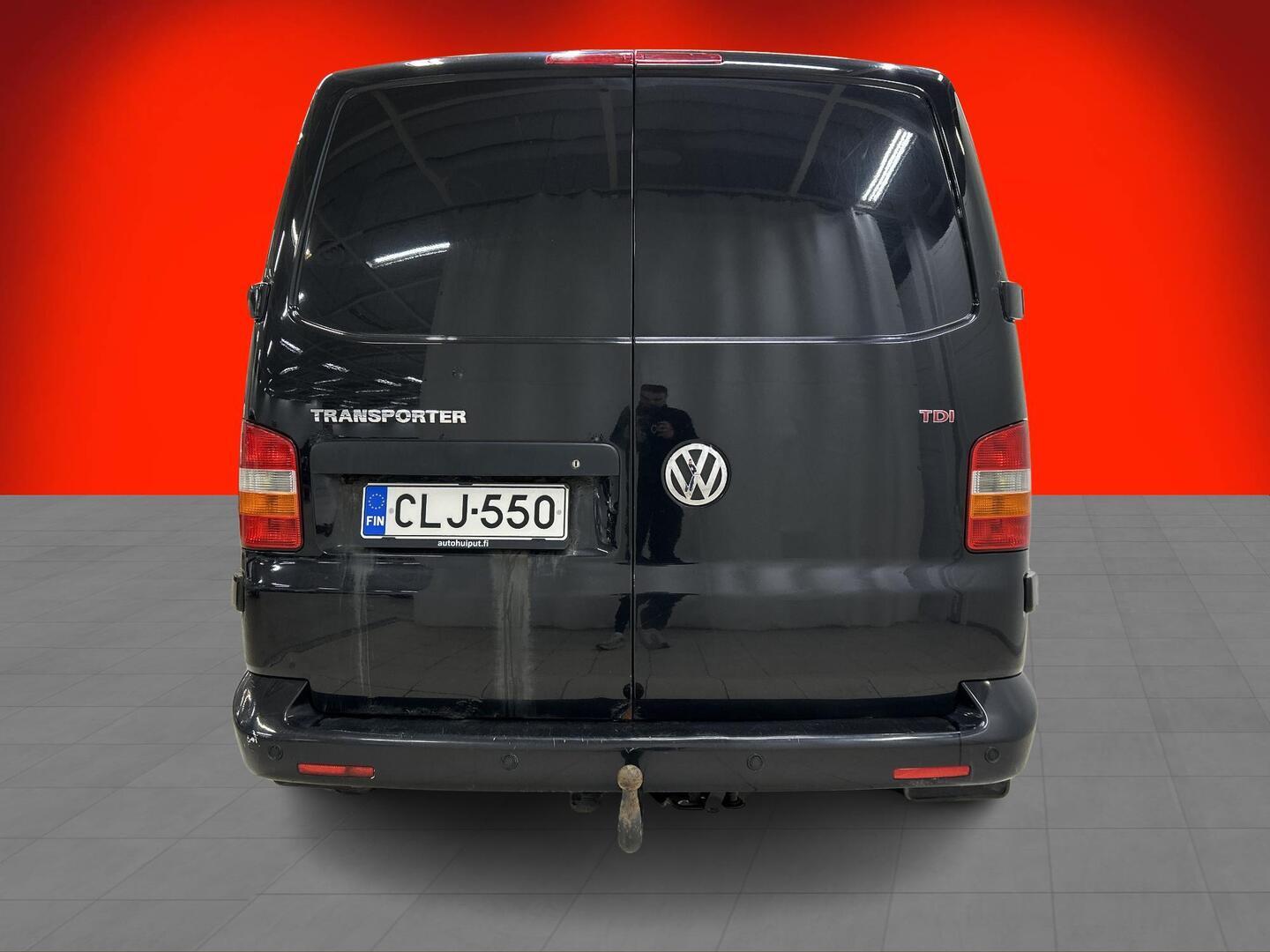 VOLKSWAGEN Transporter 2009