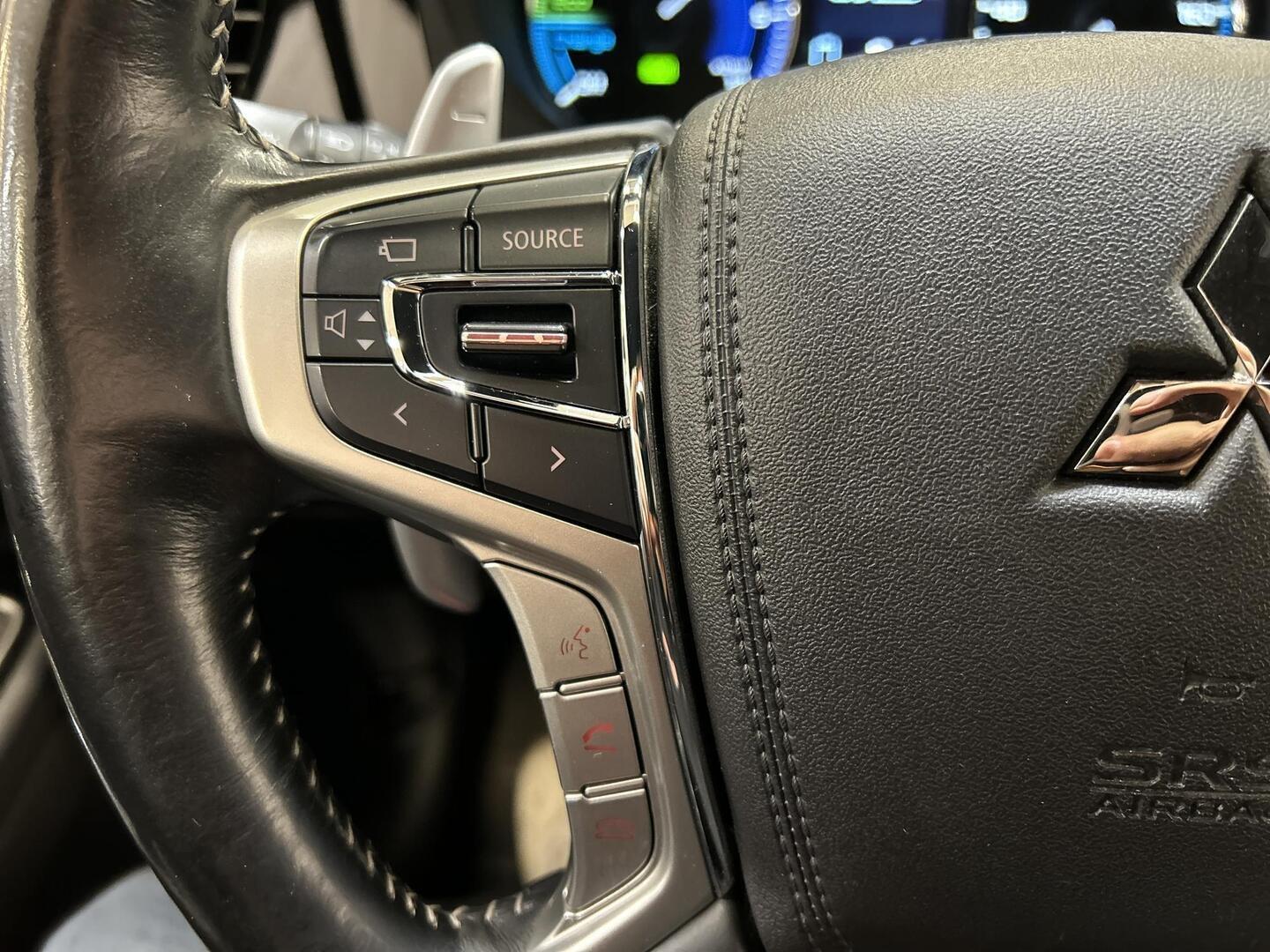 MITSUBISHI Outlander PHEV 2019