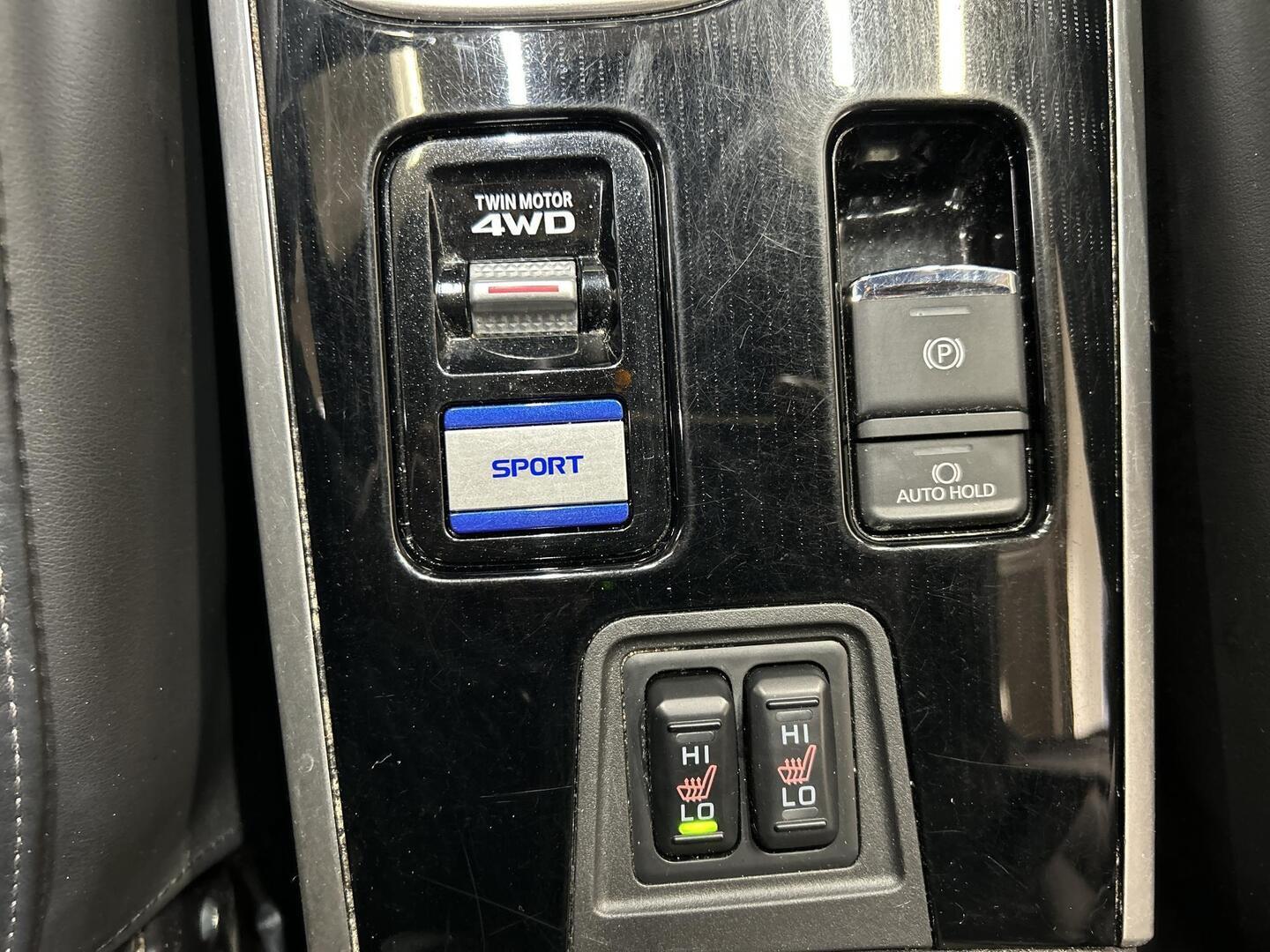 MITSUBISHI Outlander PHEV 2019