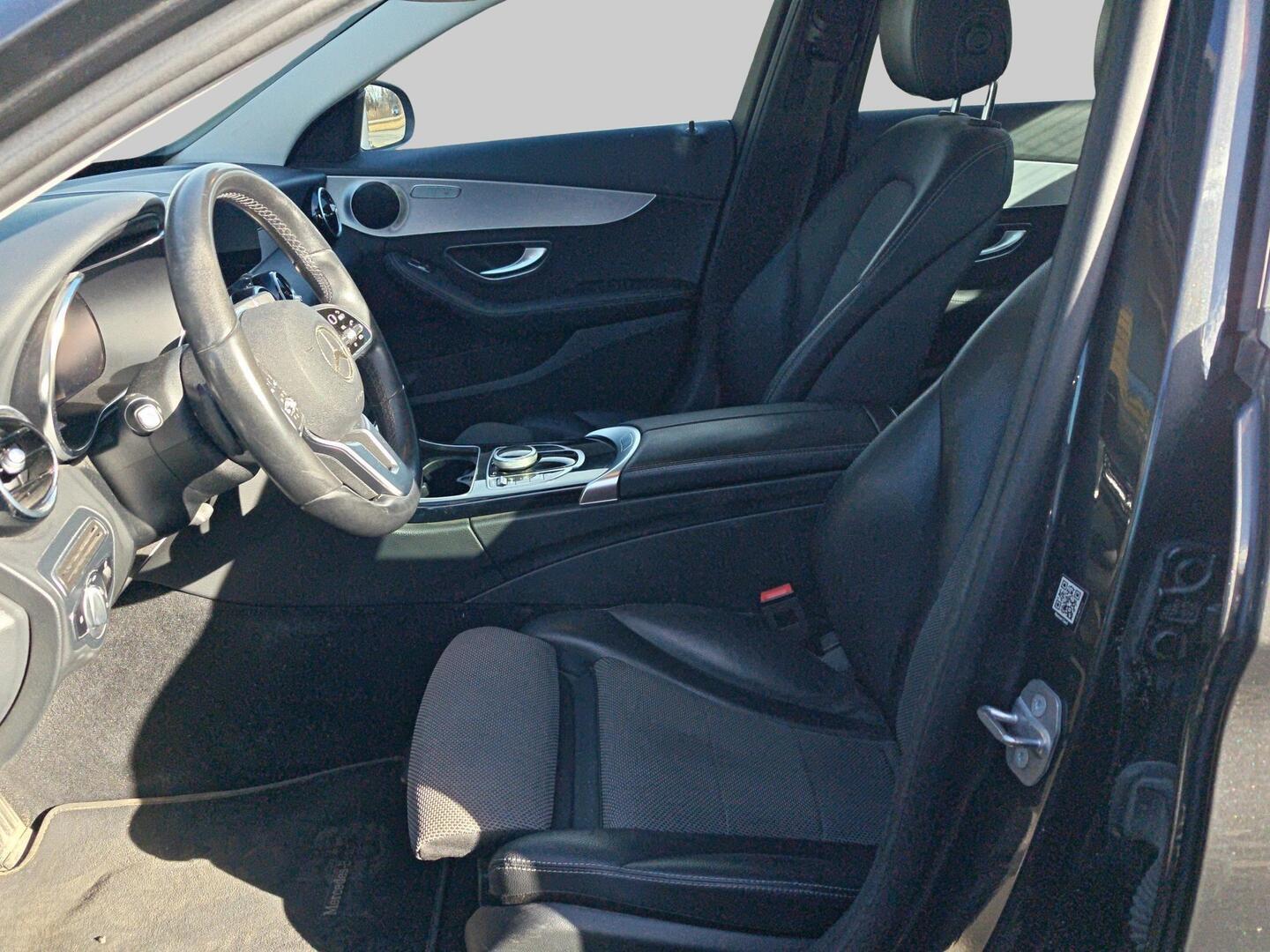 MERCEDES-BENZ C 2020