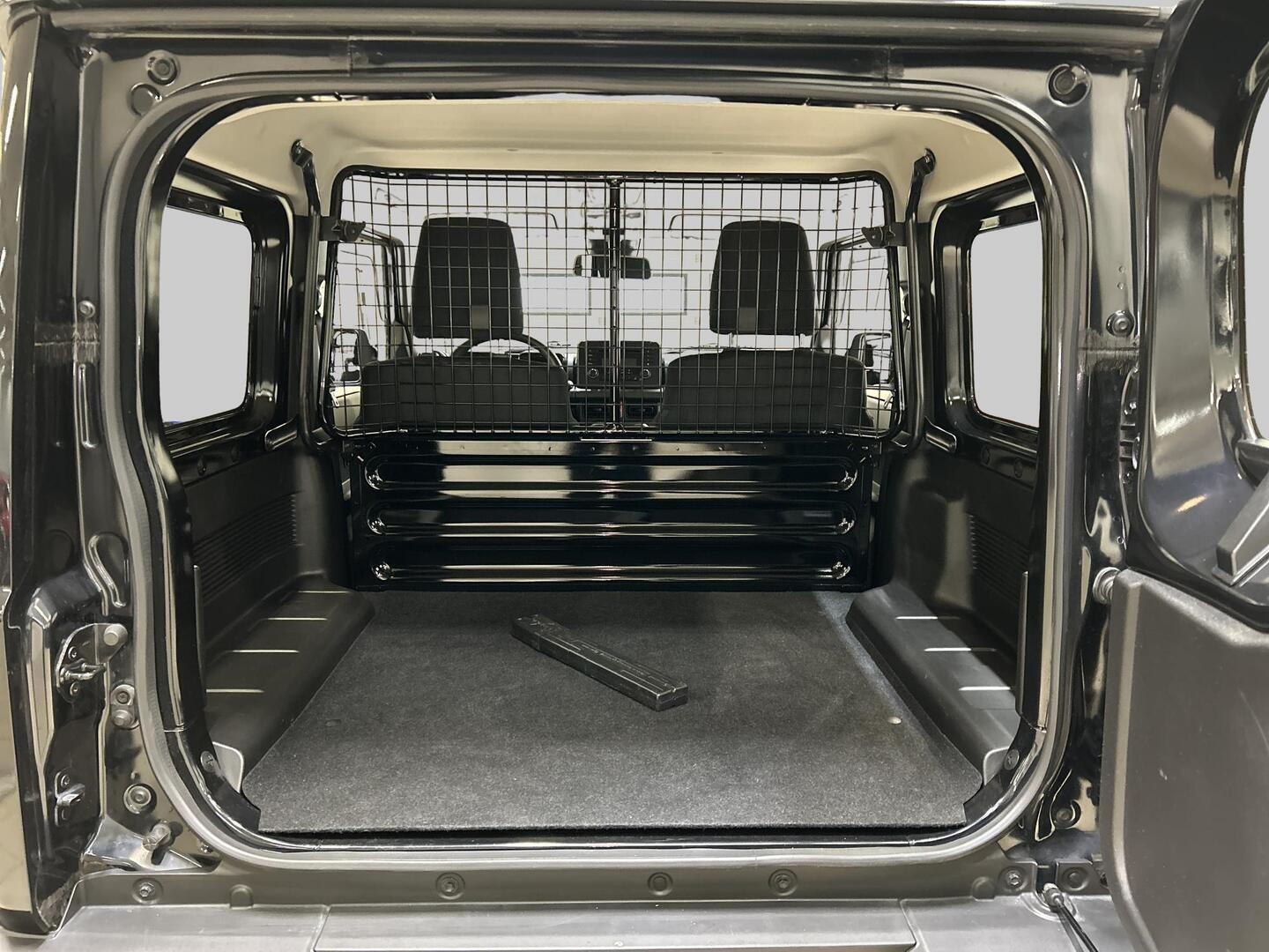 SUZUKI Jimny 2021