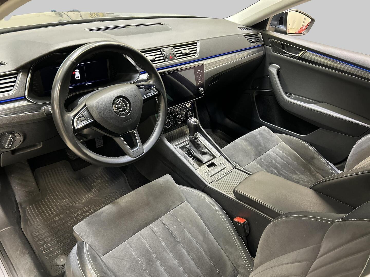 SKODA Superb 2021