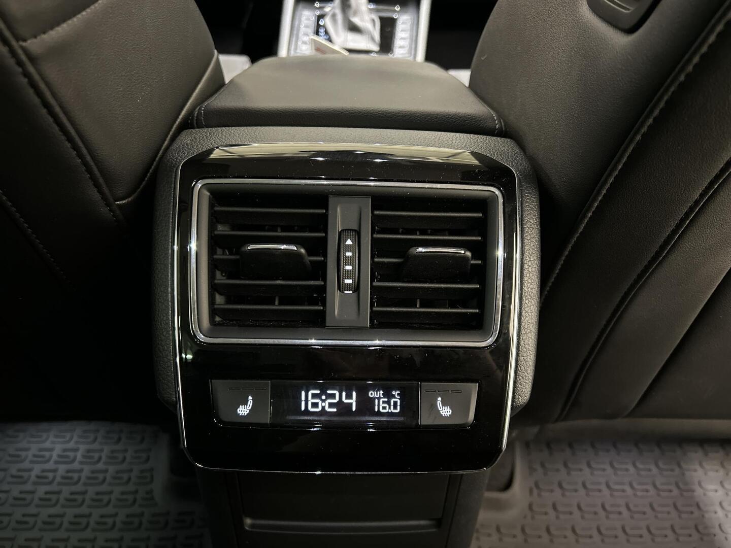 SKODA Superb 2021